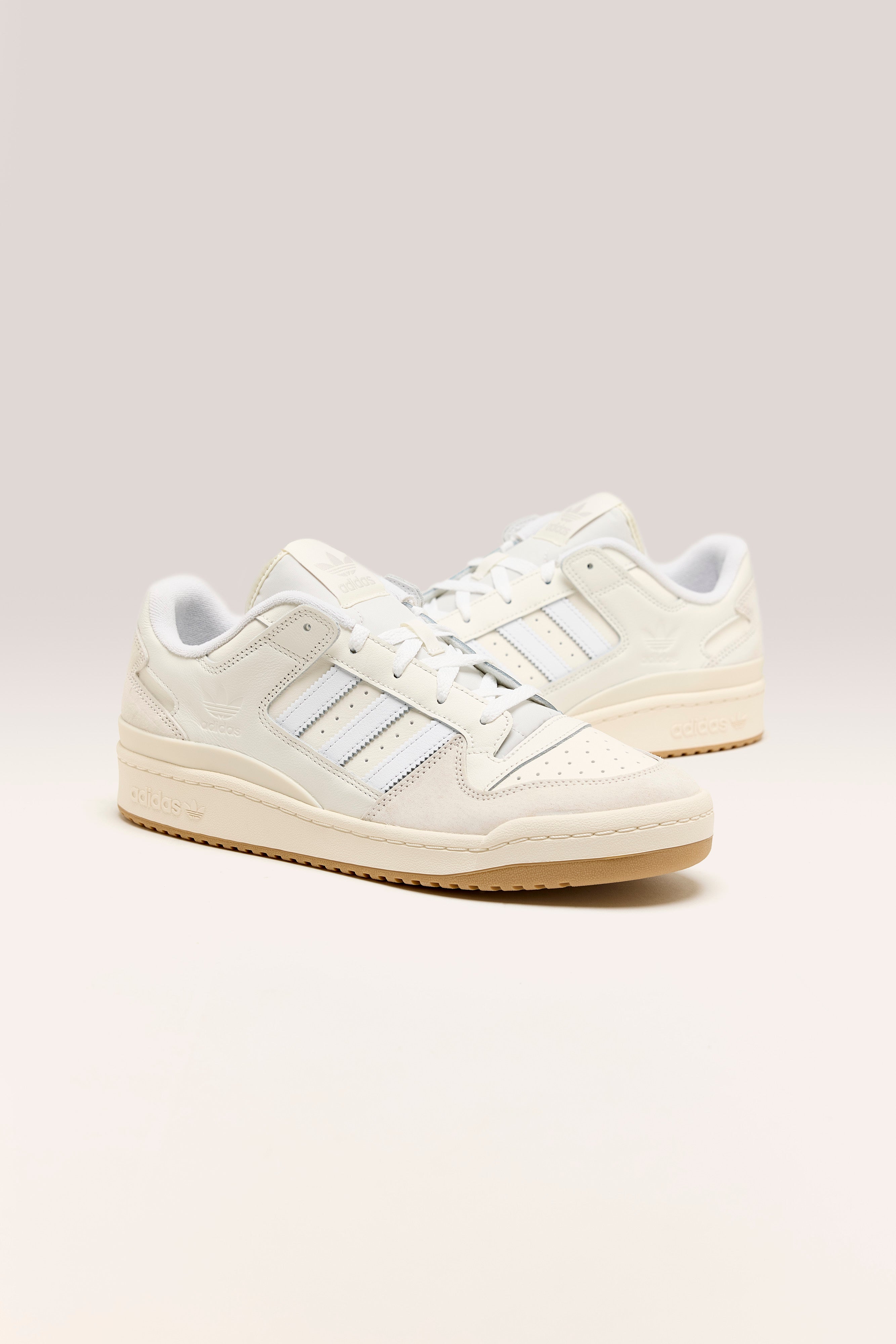 Forum Low Classic for Men (242 / M / WHITE)