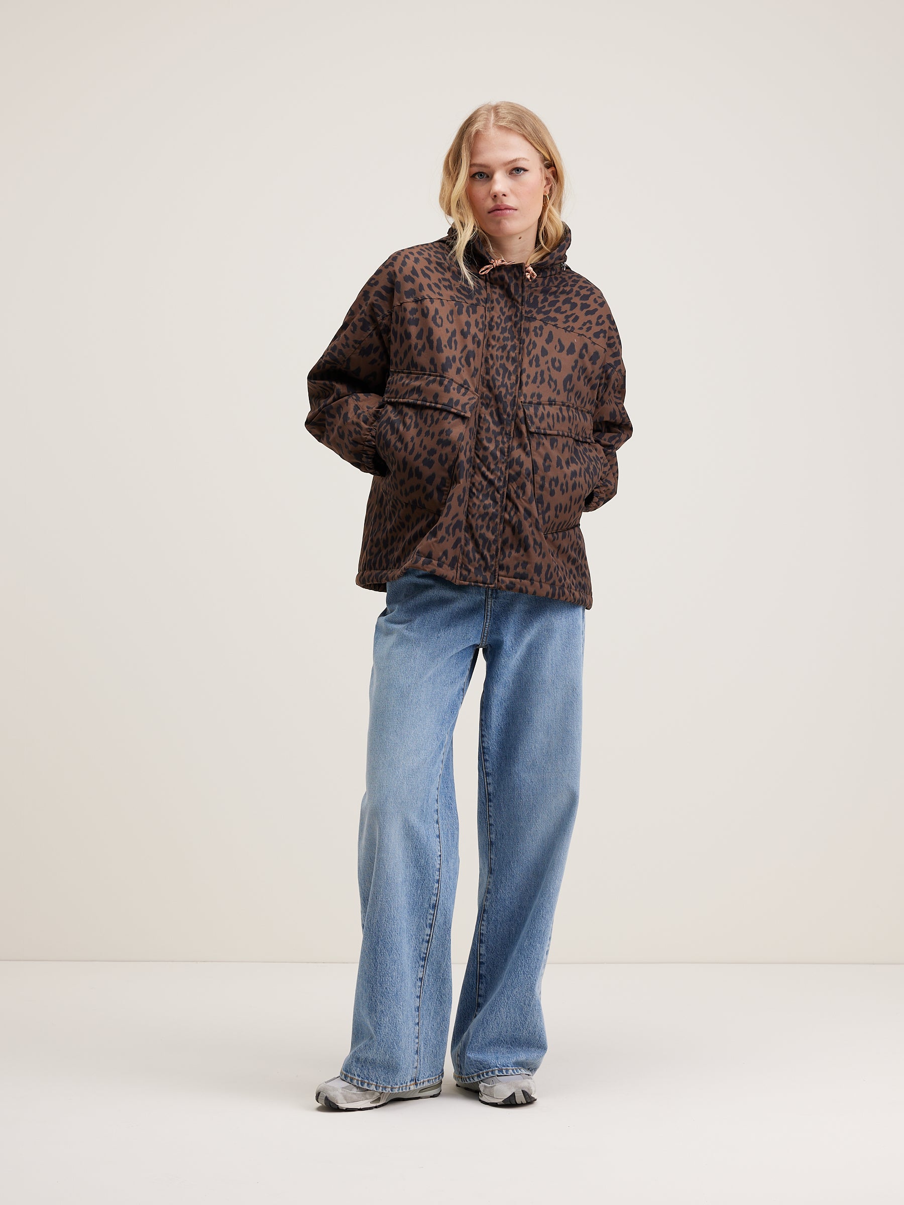 Gazelle Indoor For Women (242 / W / PINK)