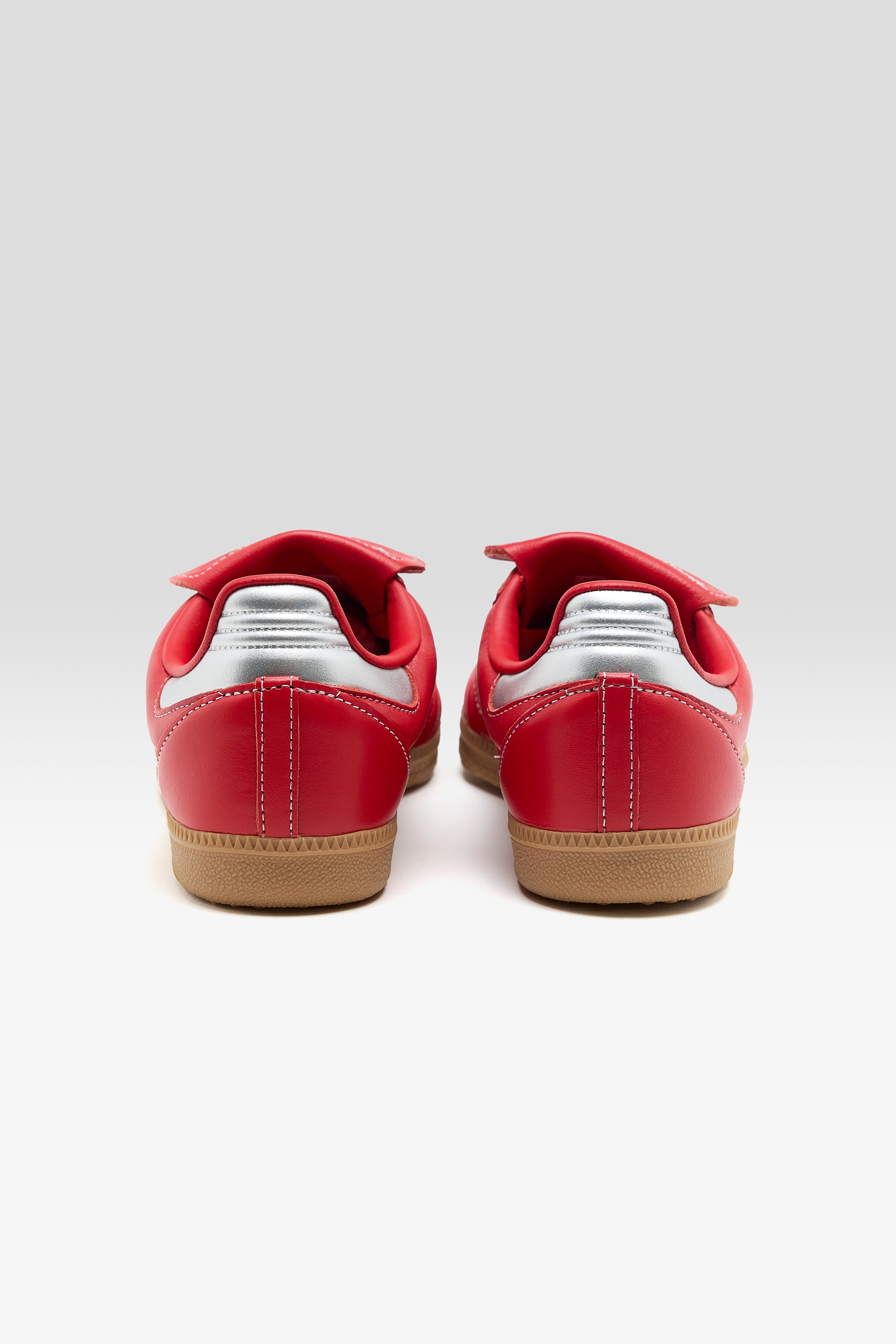 Samba LT for Women (252 / W / RED)