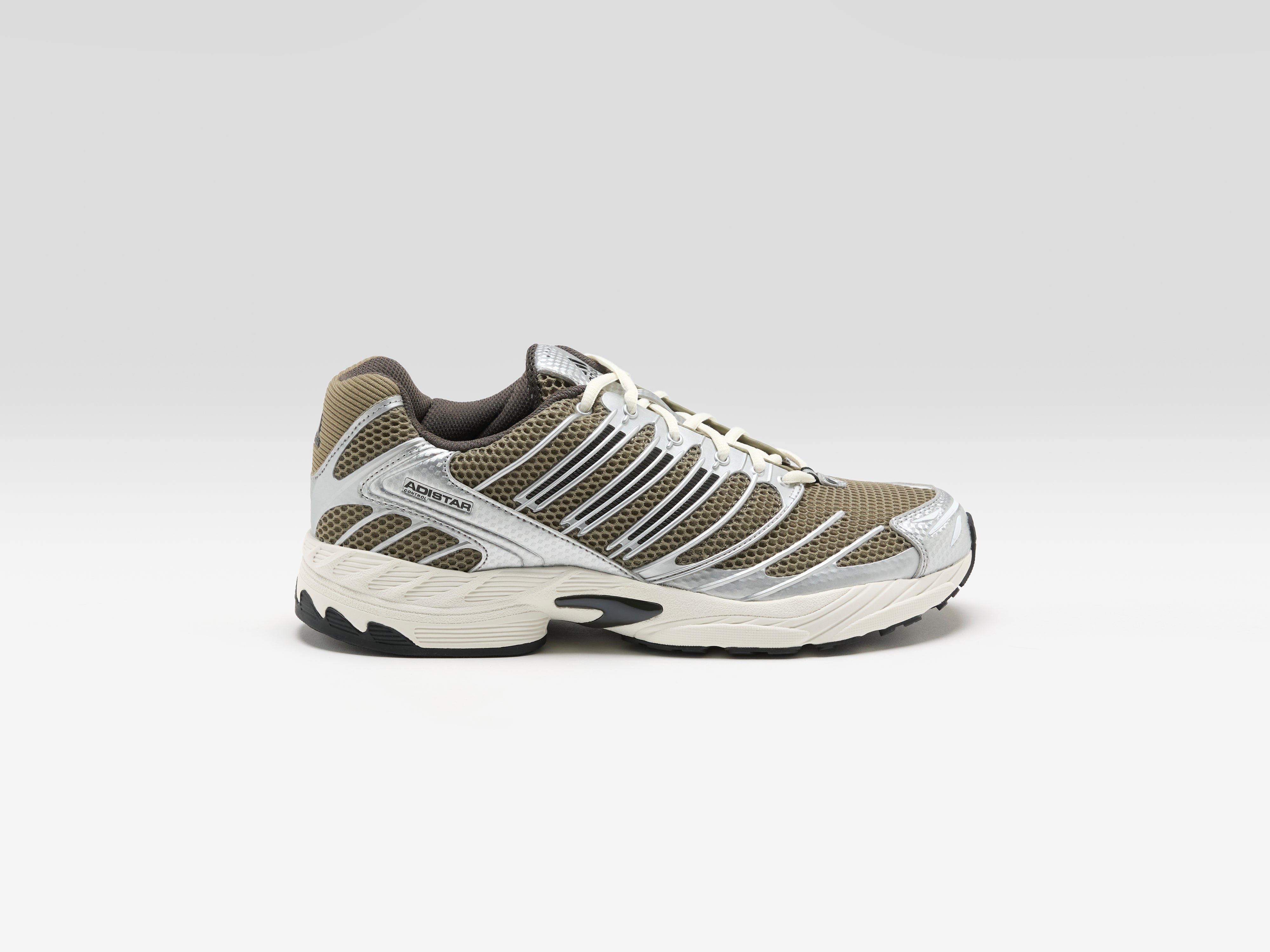 Adidas Adistar Control 3 for Men (261 / M / OLIVE)