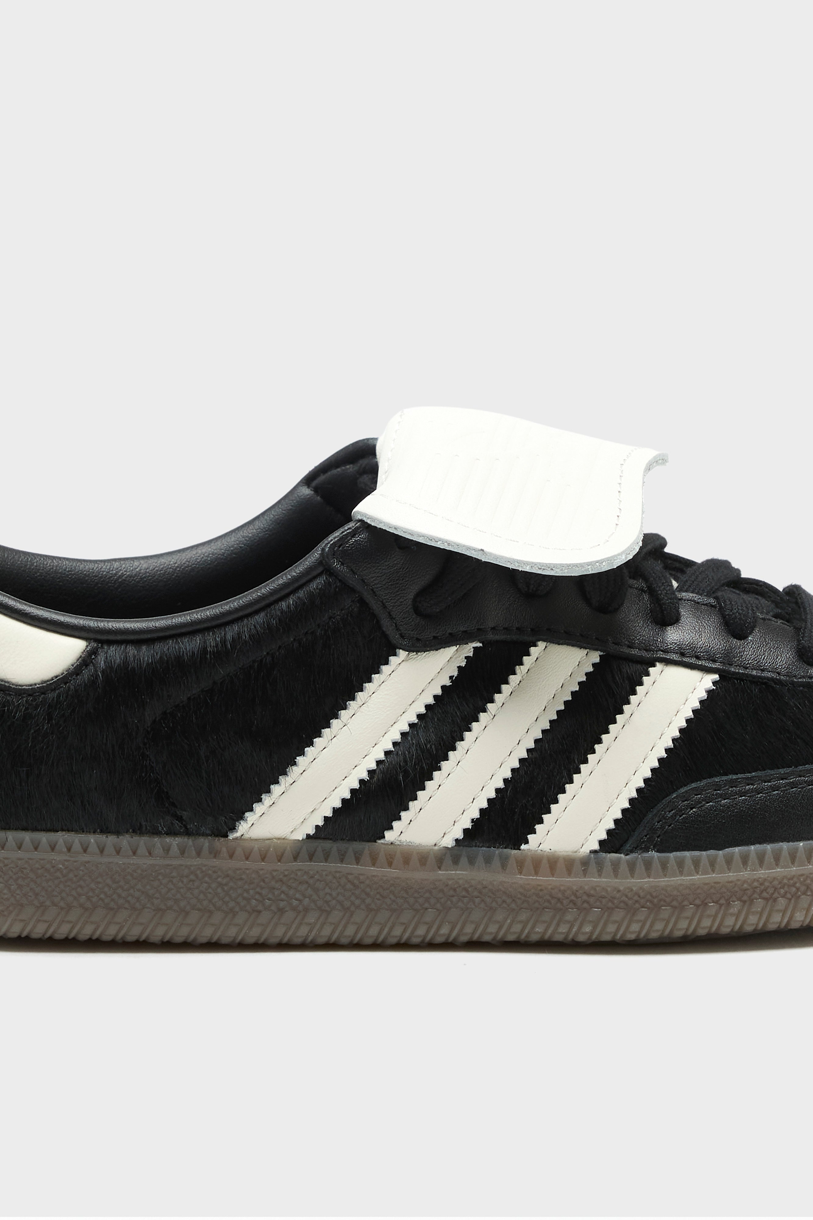 Samba LT for Women (261 / W / BLACK)