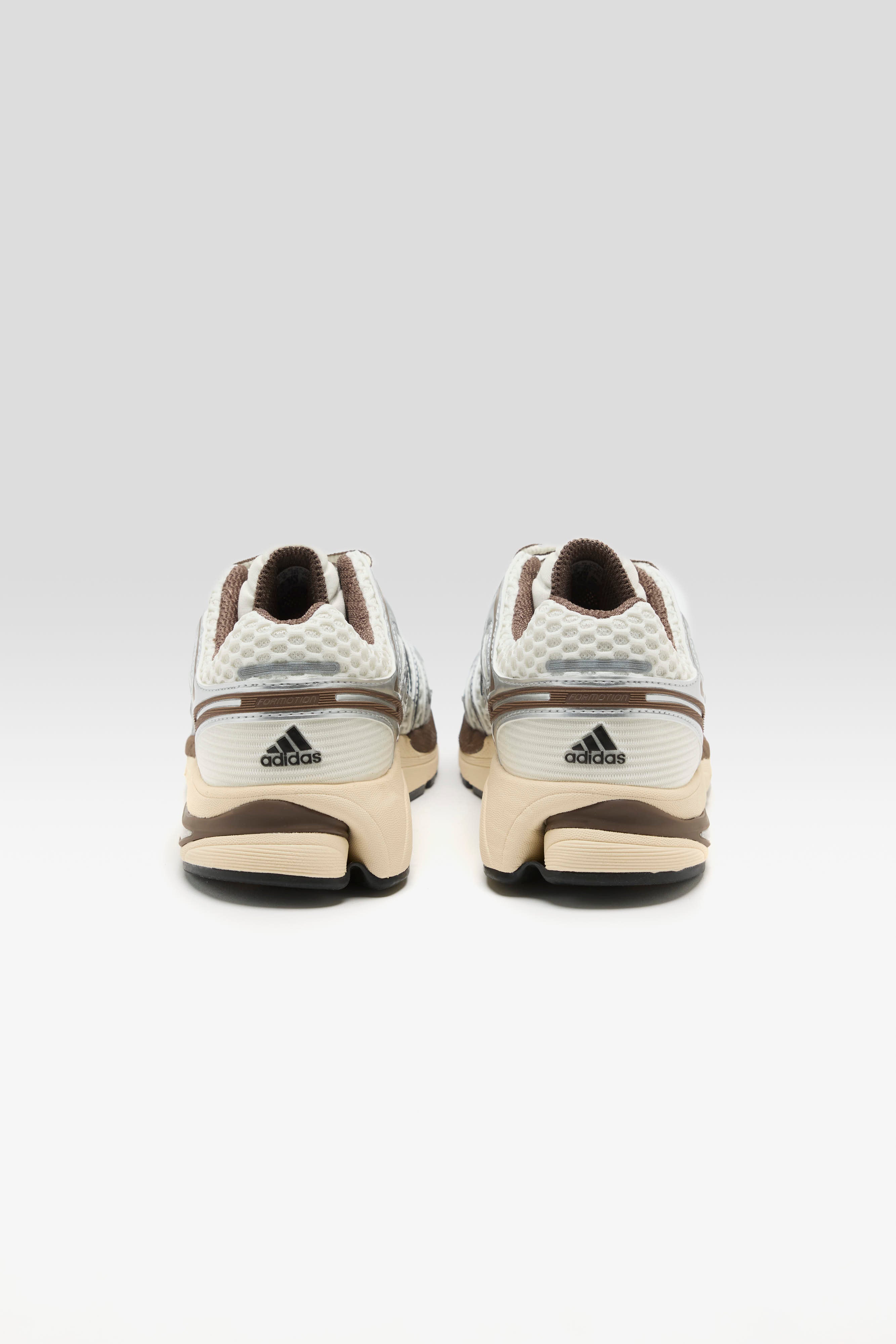 Adistar Control 5 for Women (261 / W / SILVER)