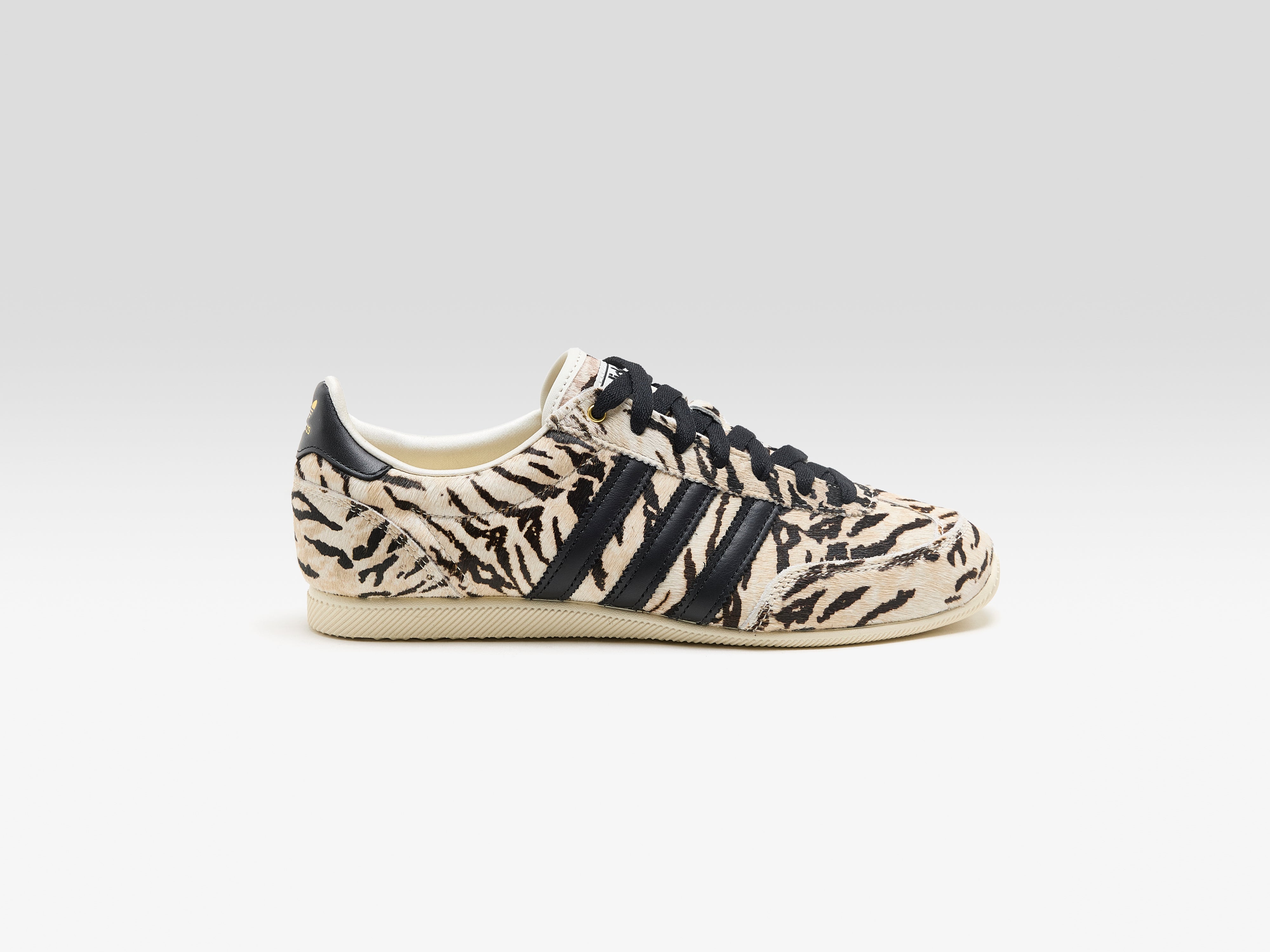 Japan for Women (261 / W / BLACK/WHITE)