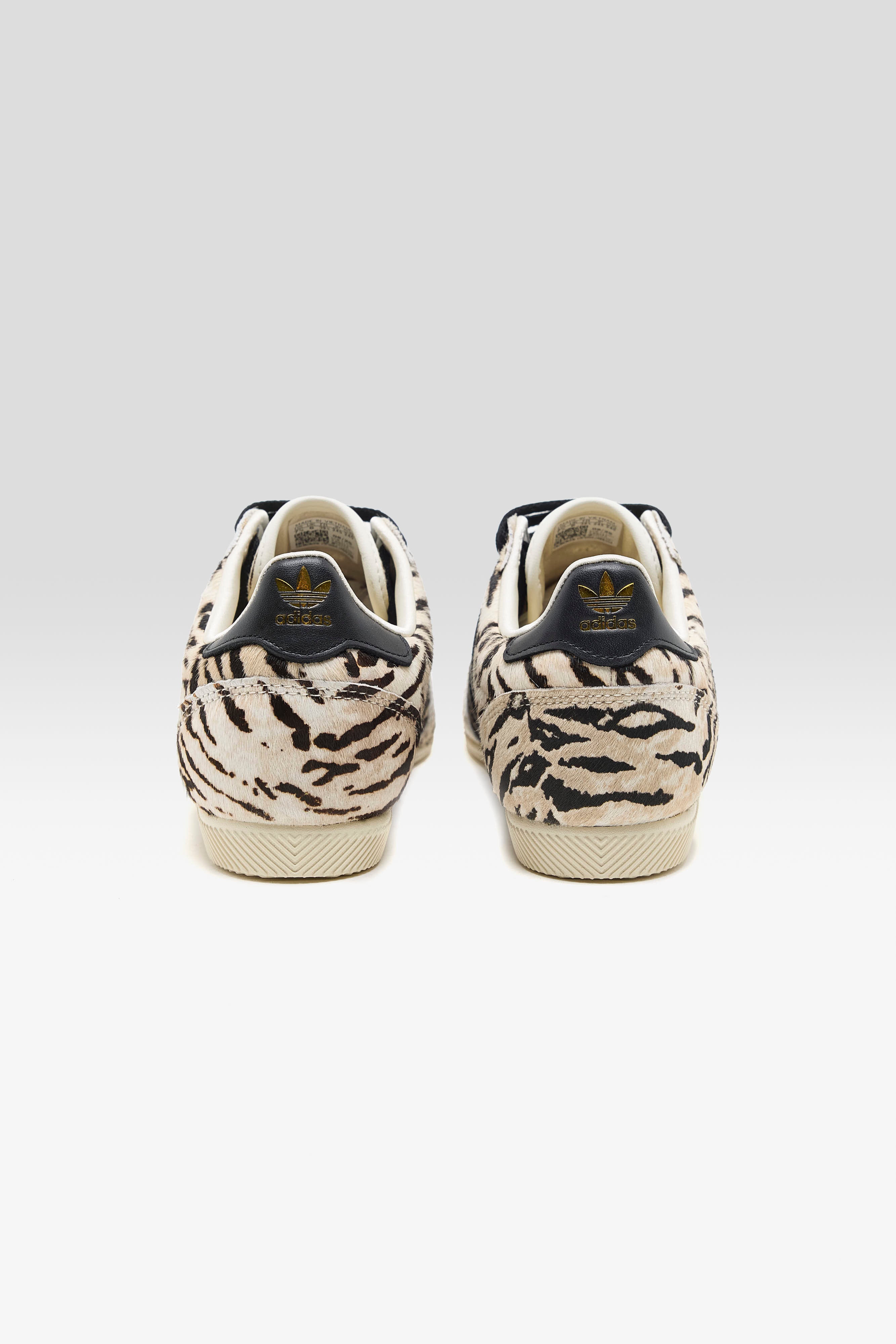 Japan for Women (261 / W / BLACK/WHITE)
