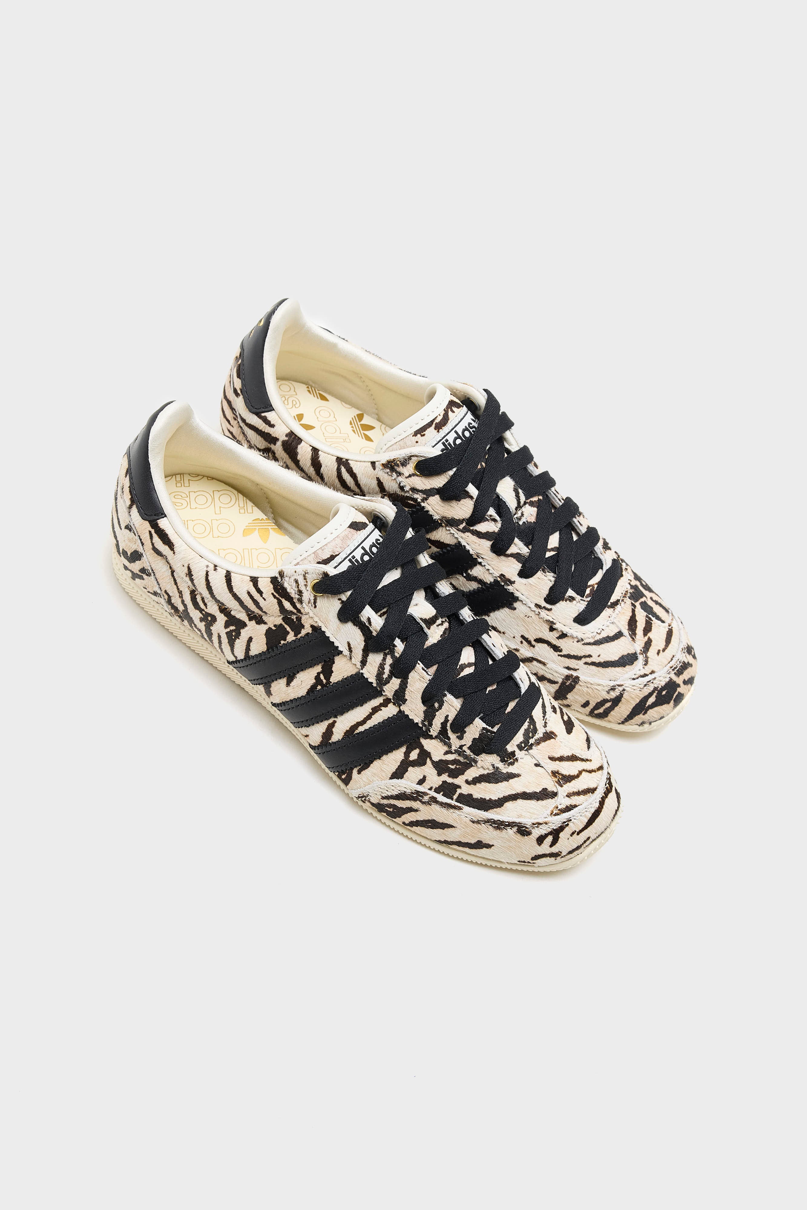 Japan for Women (261 / W / BLACK/WHITE)