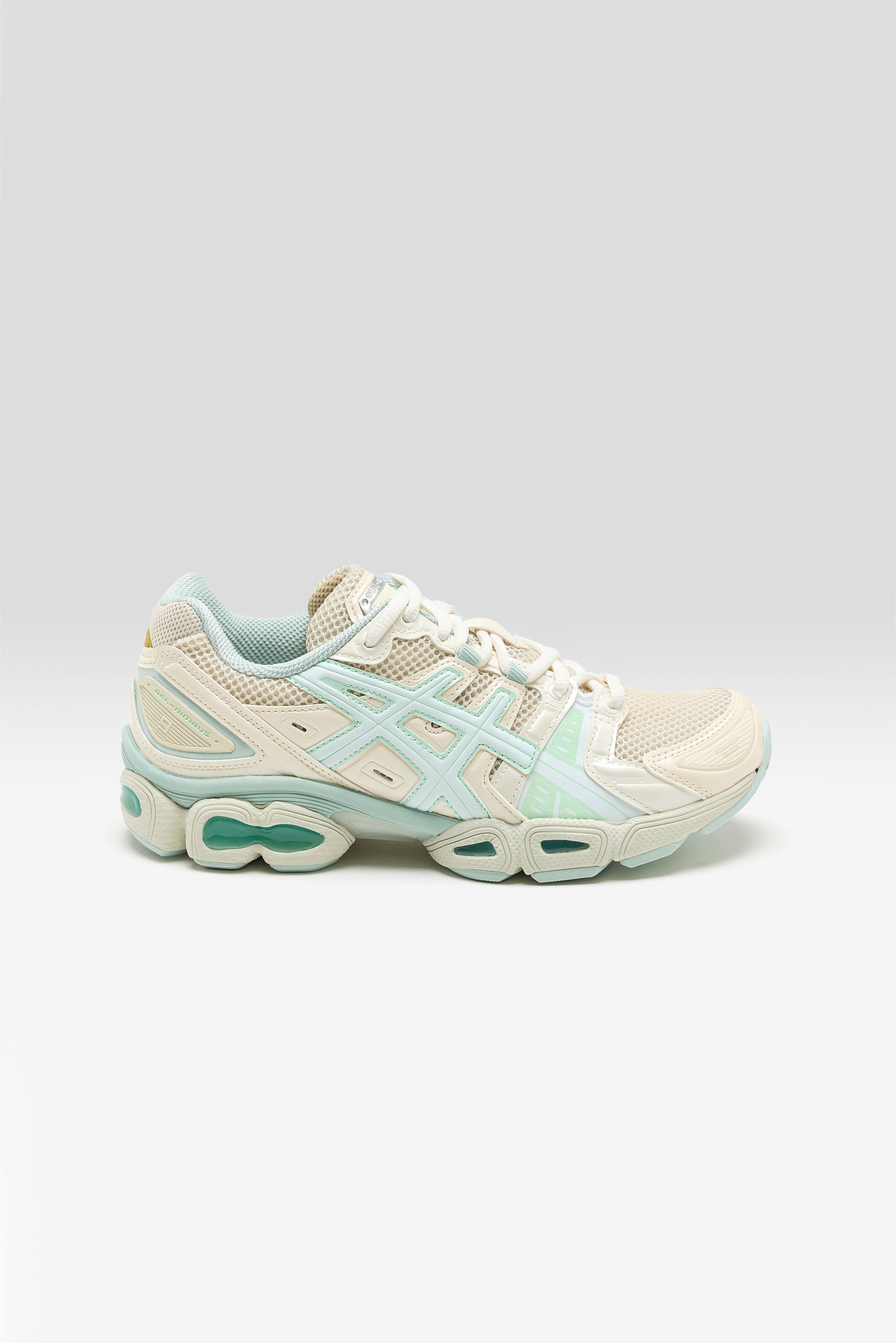 Gel-Nimbus 9 for Women (251 / W / FRENCH VANILLA)