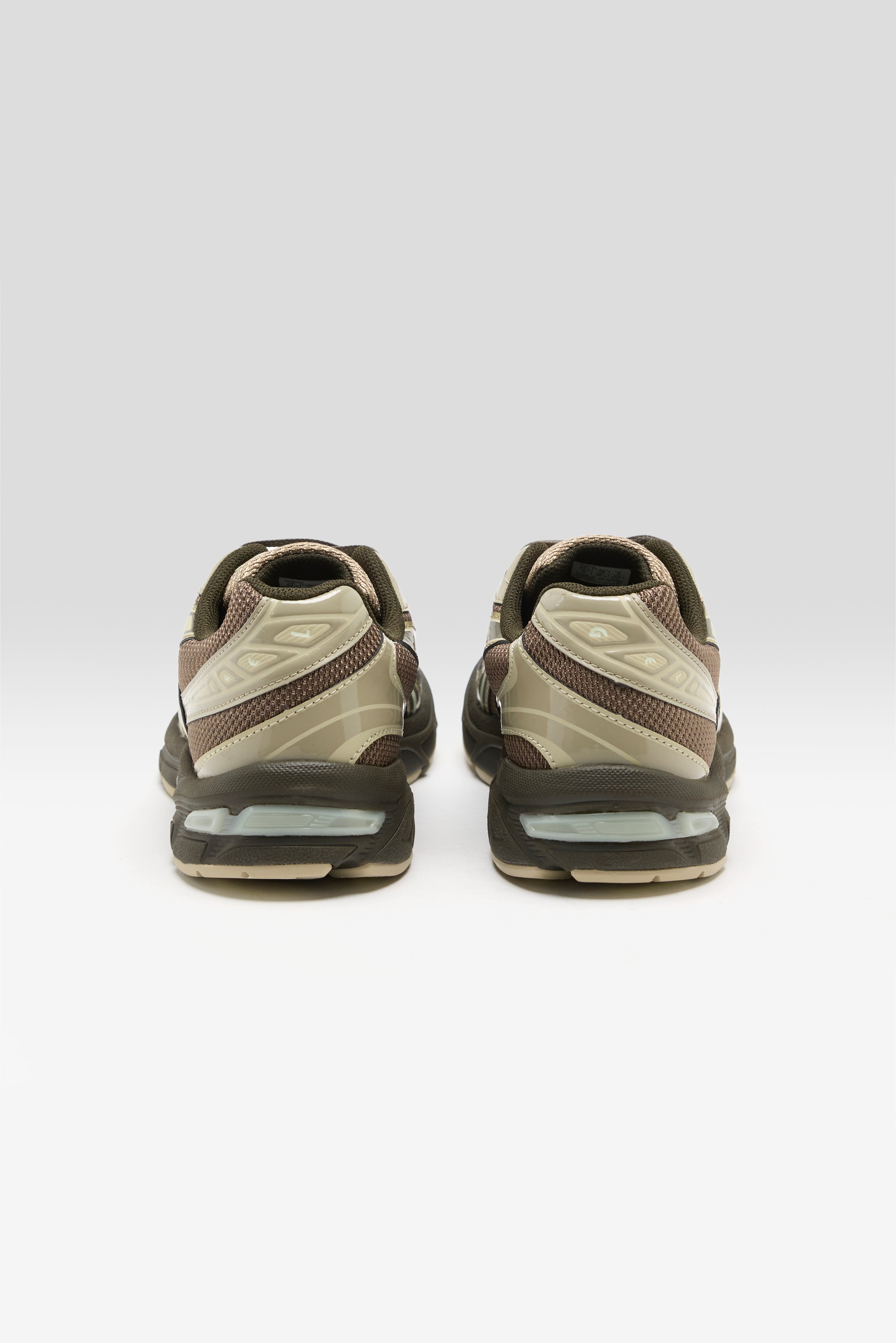 Gel-1130 for Women (261 / W / BROWN)