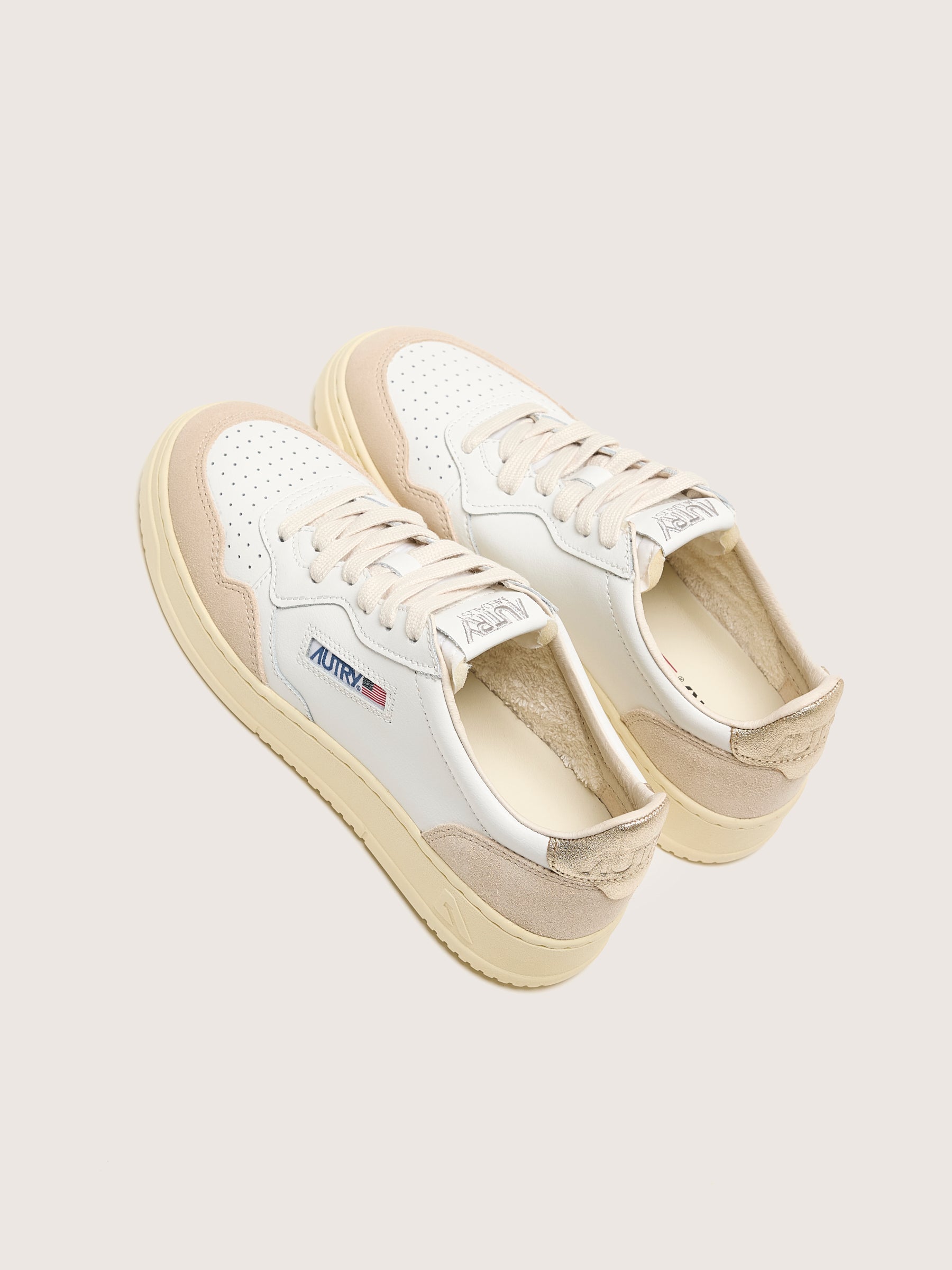 Medalist Low for Women (242 / W / GOLD)