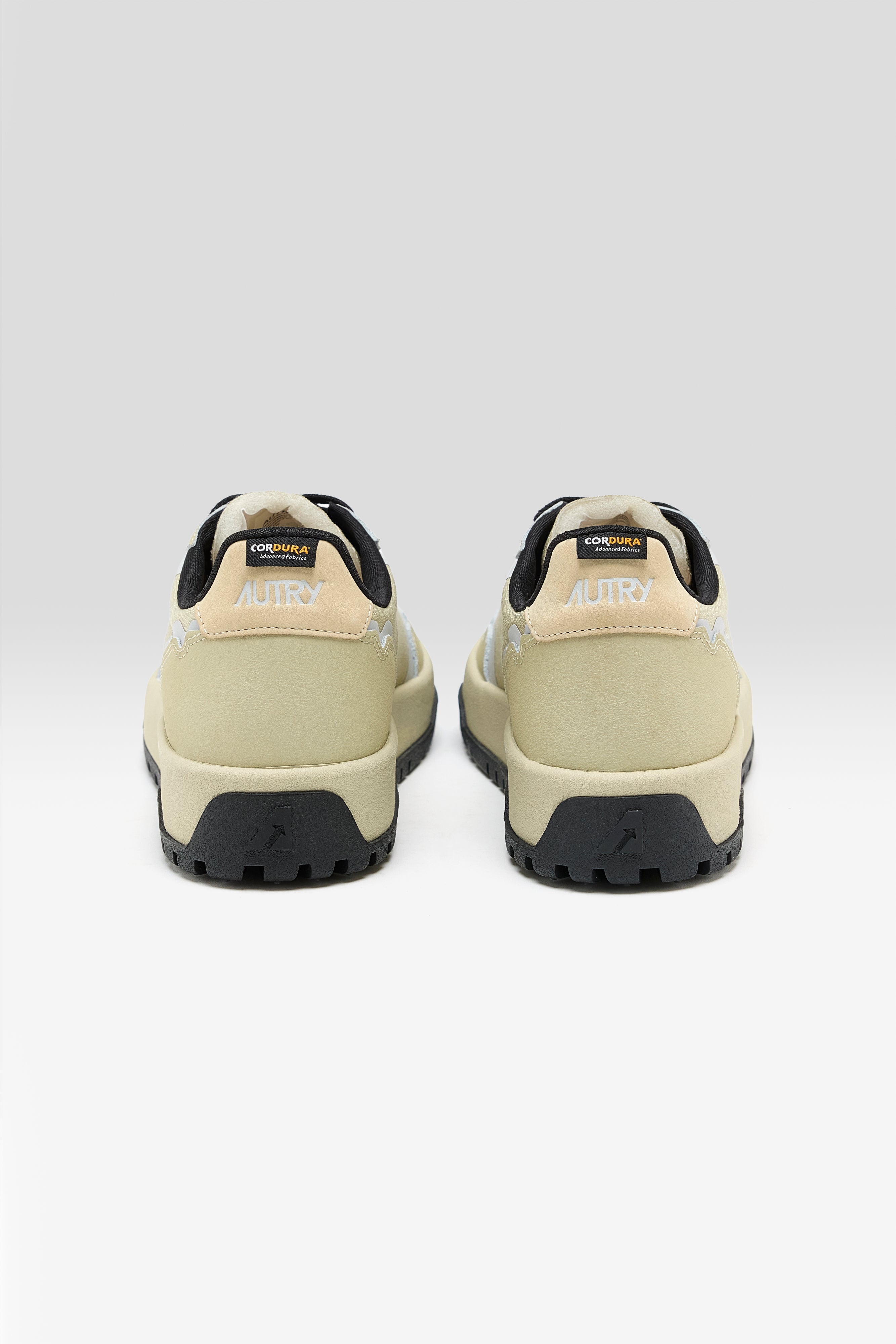 Wildpace Low for Men (252 / M / BEIGE)