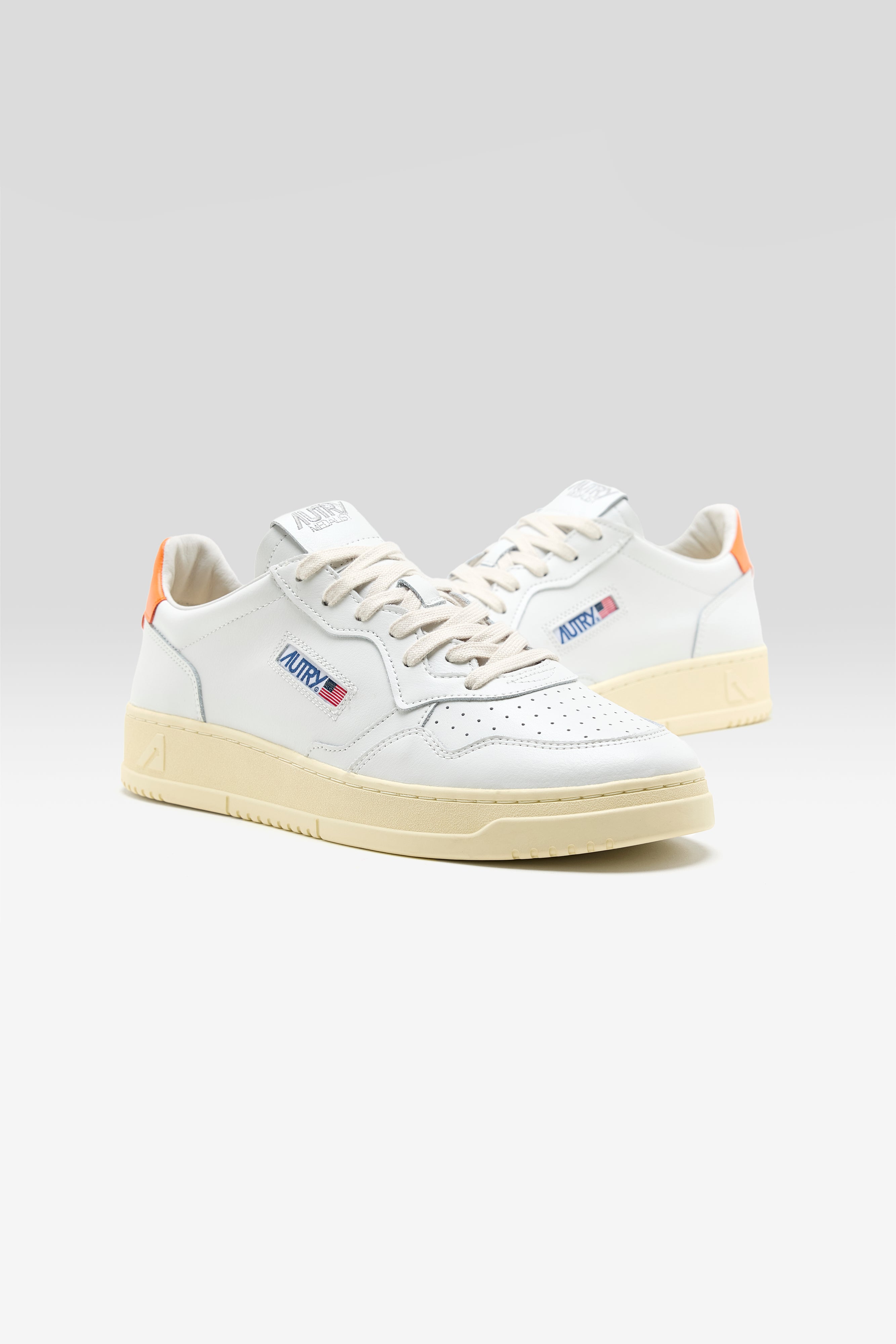 Medalist Low voor heren (261 / M / ORANGE)