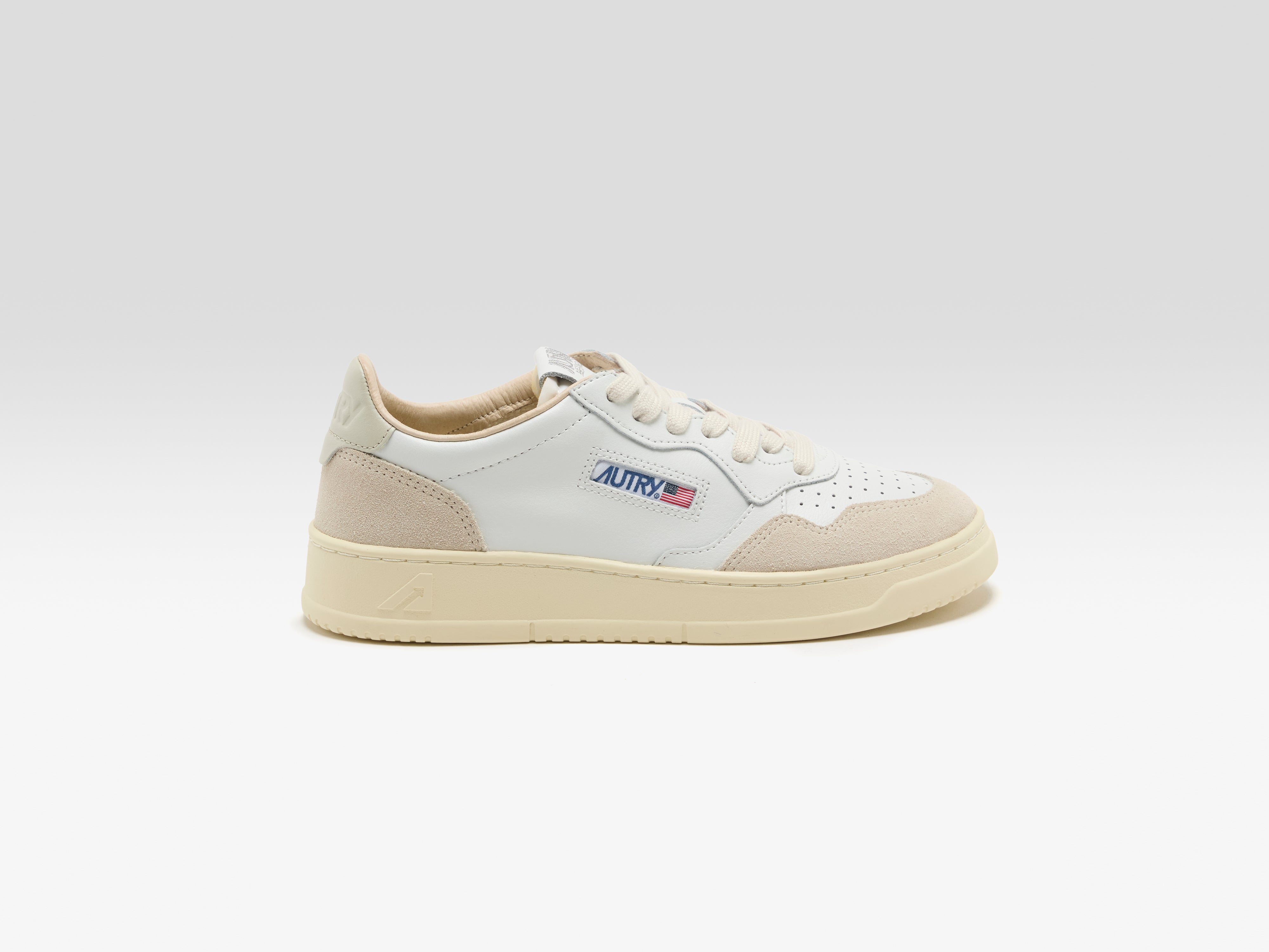 Medalist Low for Women (261 / W / WHITE)