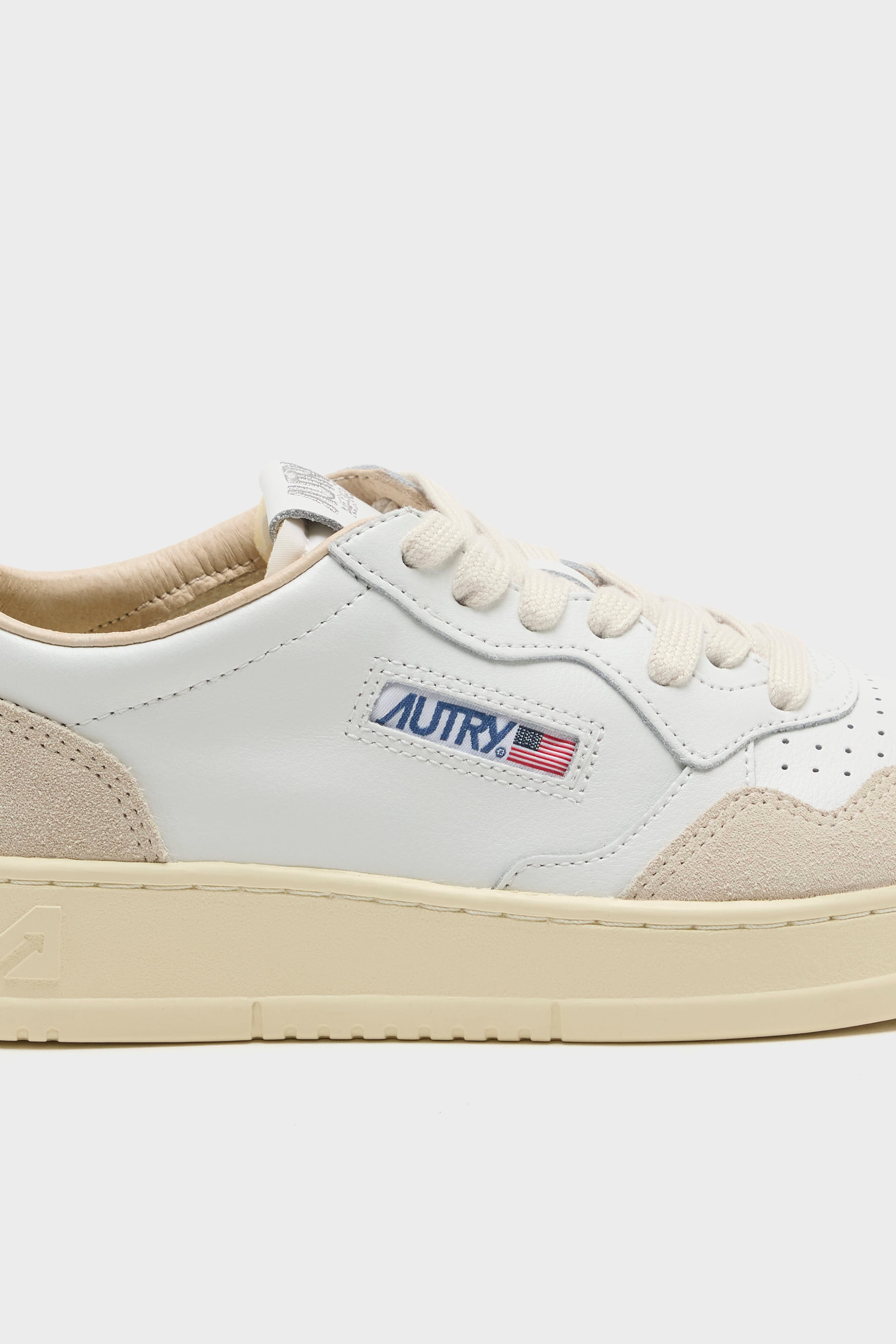 Medalist Low for Women (261 / W / WHITE)