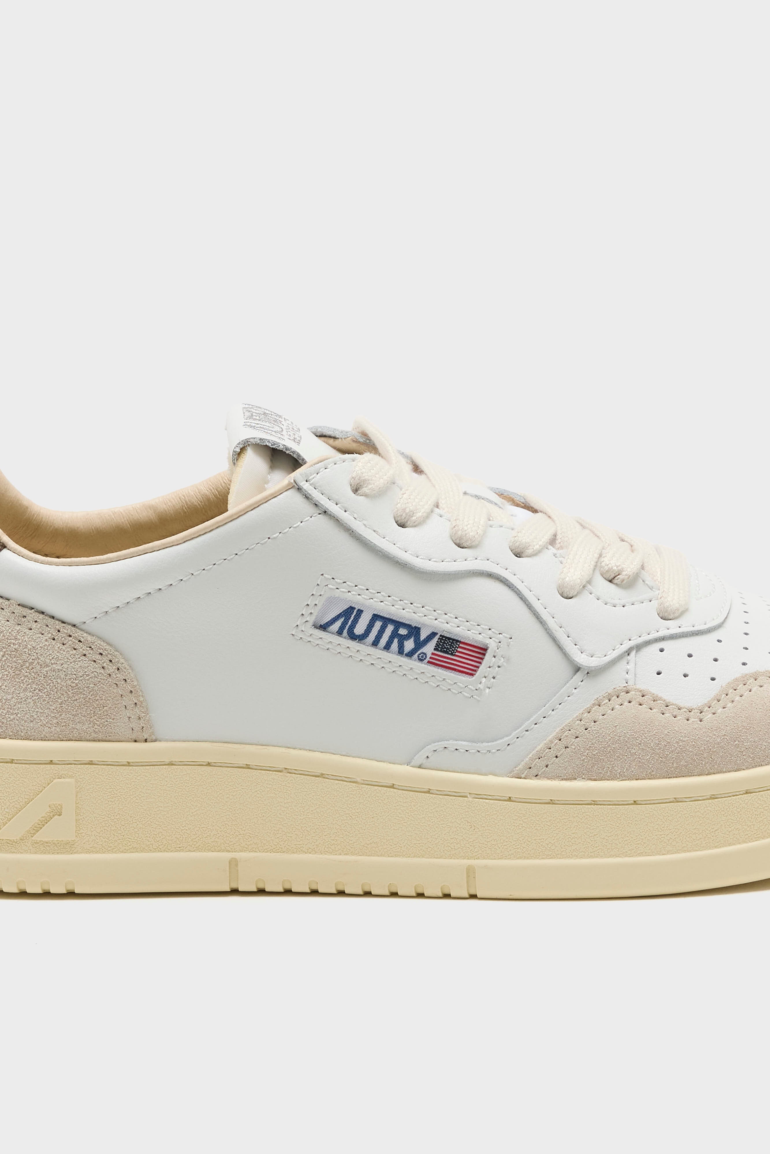 Medalist Low for Women (261 / W / WHITE)