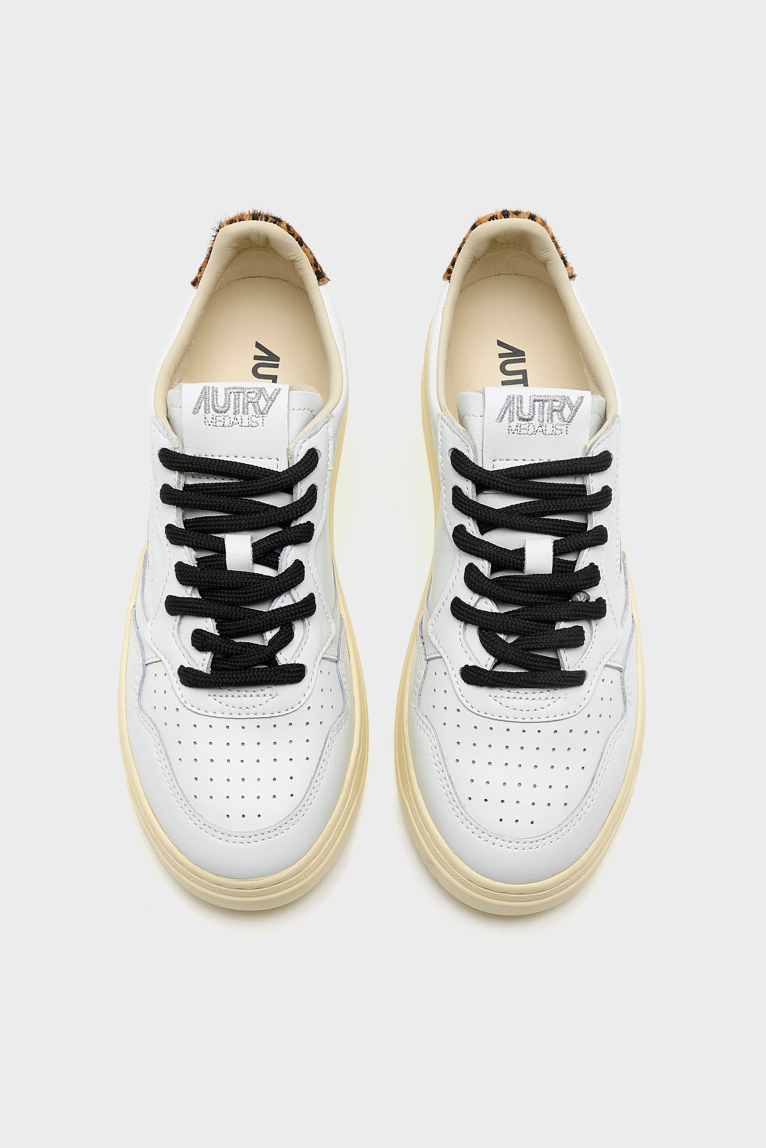 Medalist Low for Women (261 / W / WHITE)