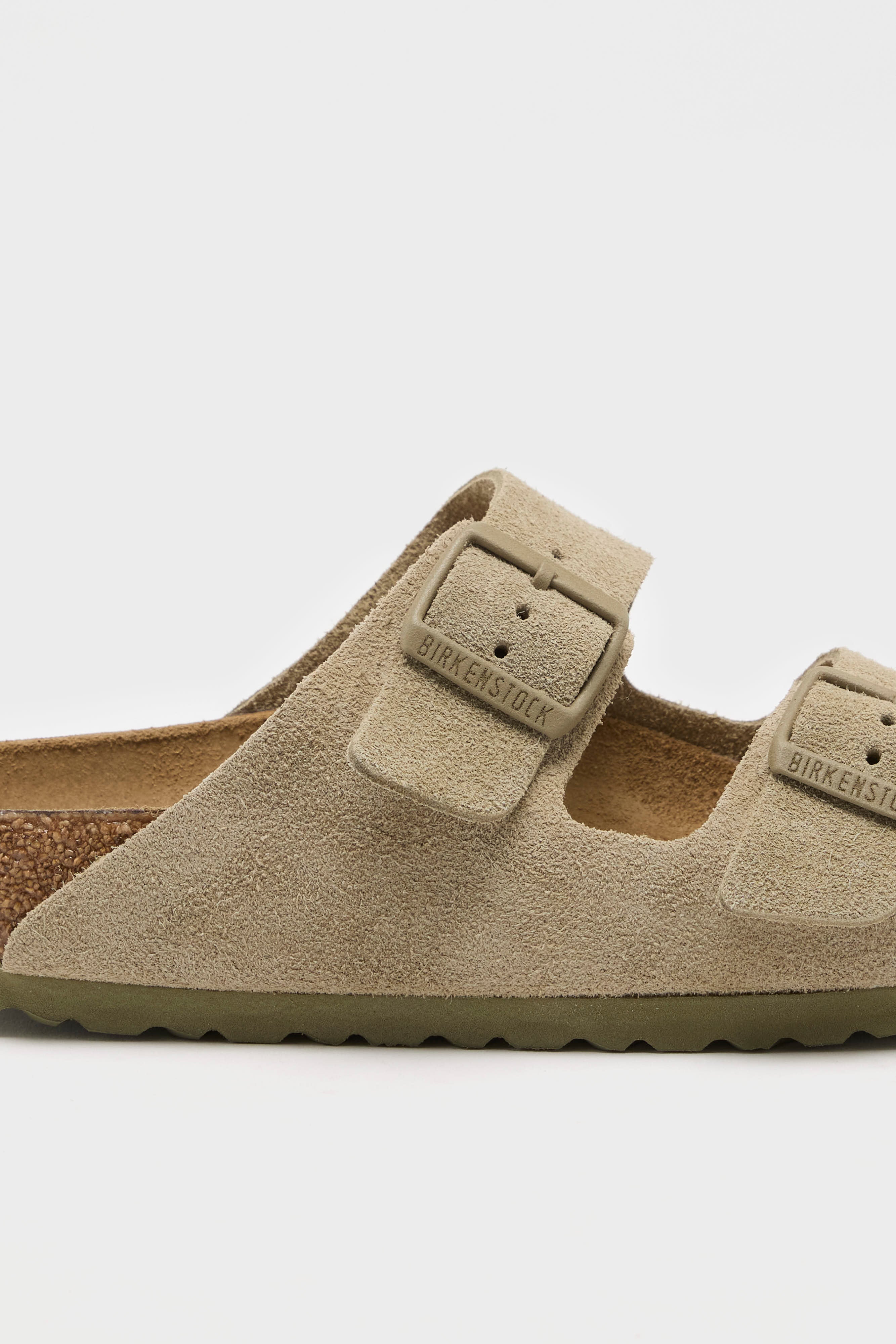 Arizona Suede for Women (261 / W / LIGHT KHAKI)