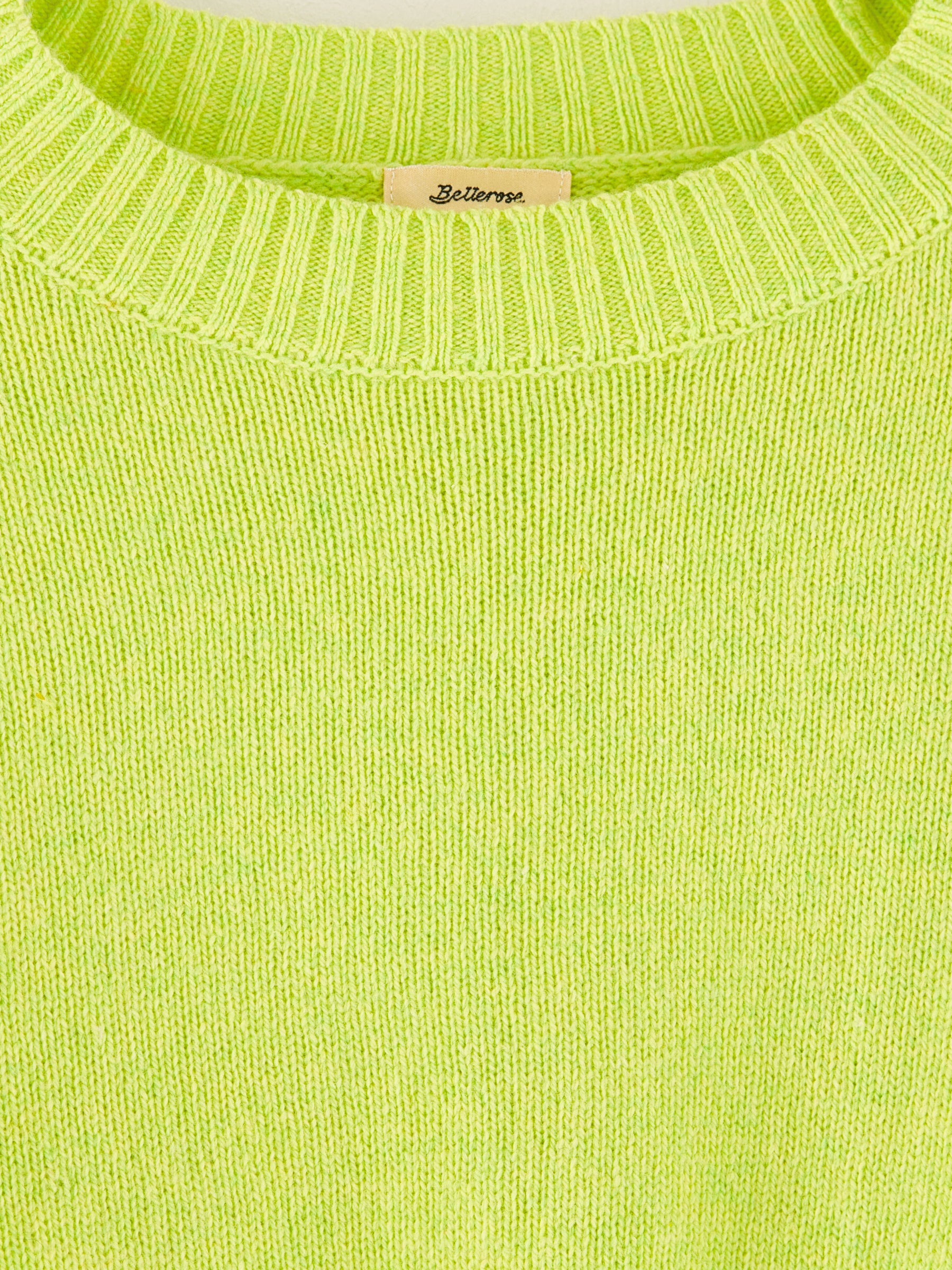 Gimza round-neck sweater (242 / G / FLUORINE)