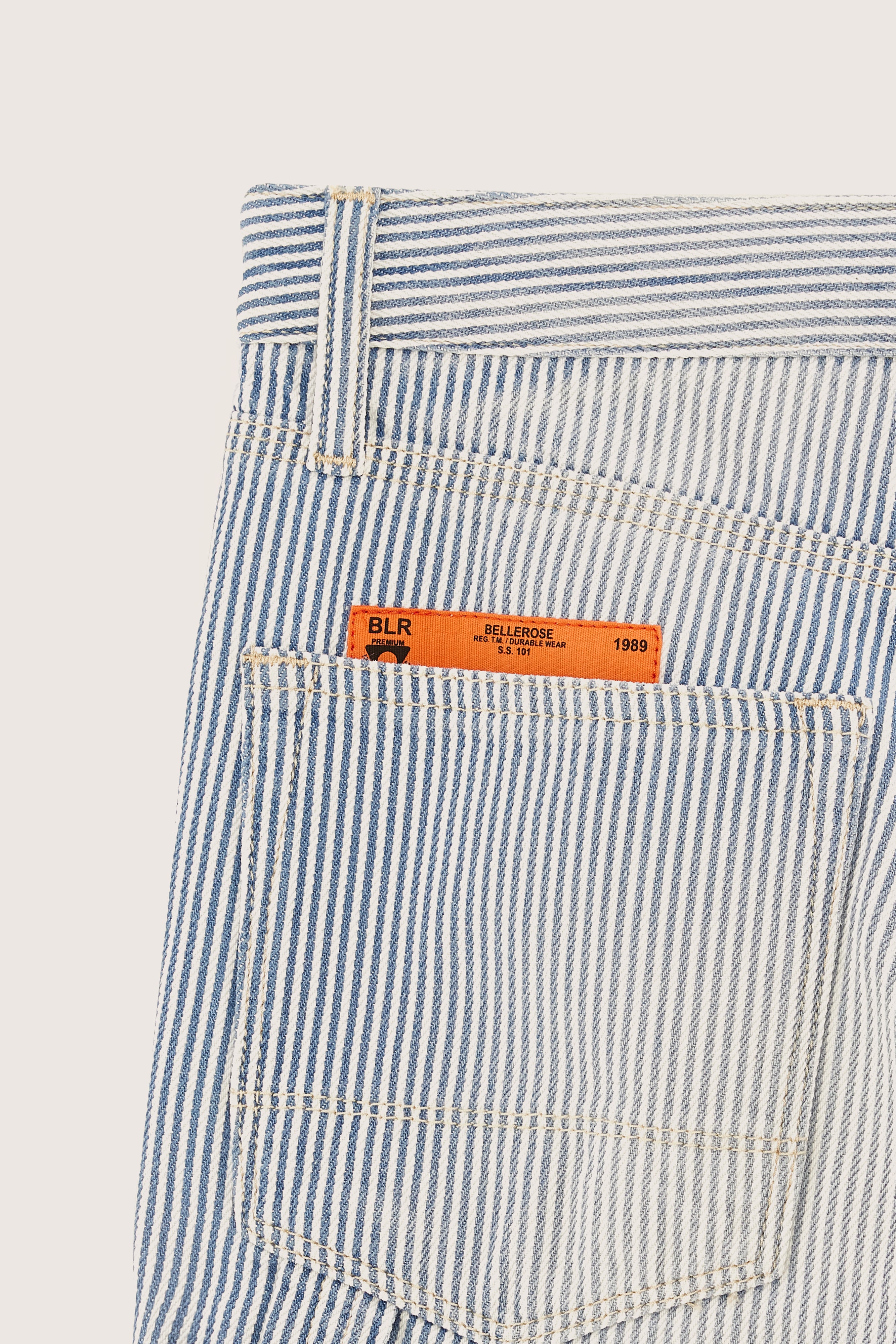 Short en denim Peers (251 / B / LT BLUE BLEACH)