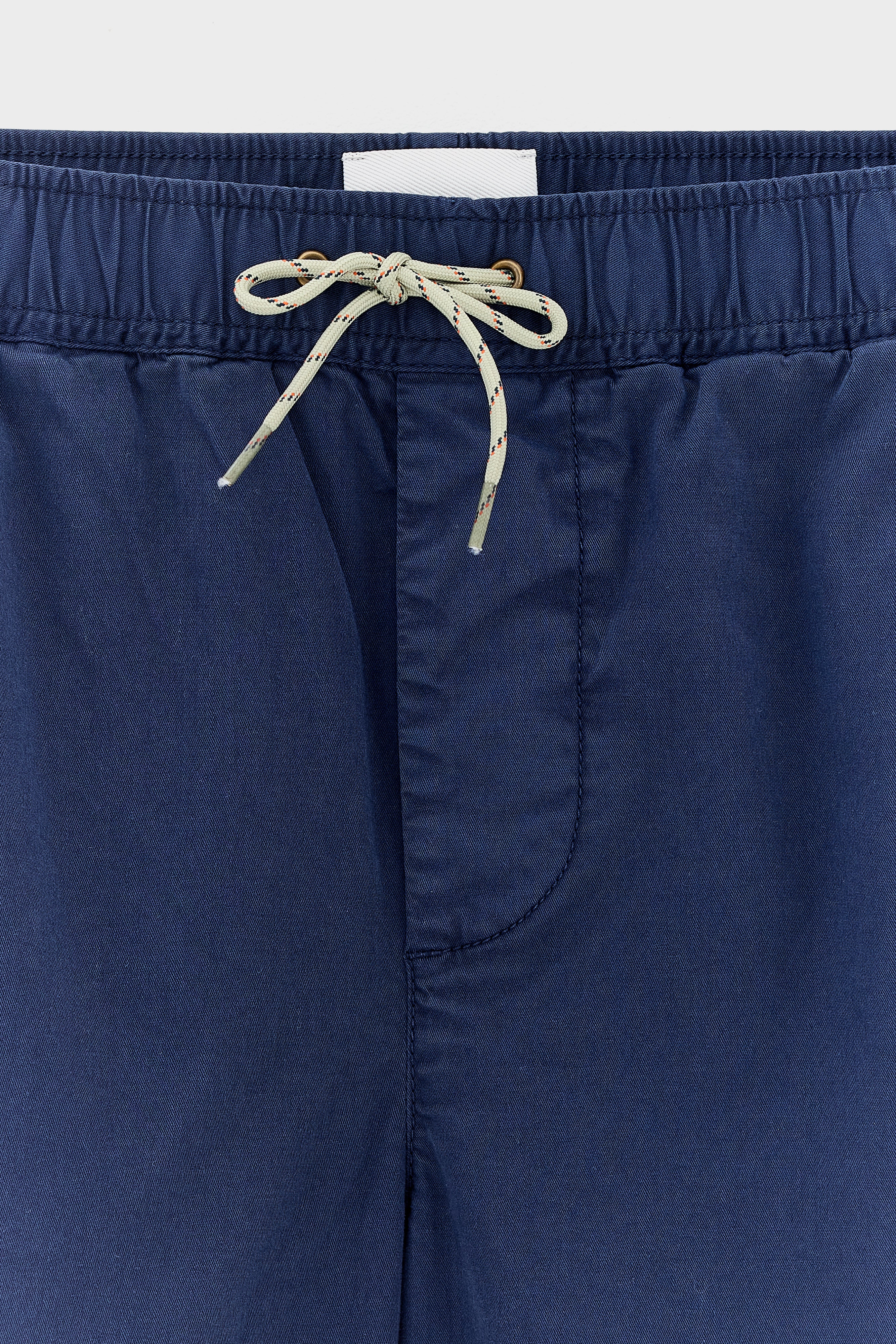Pharel tapered trousers (261 / B / CAPTAIN)