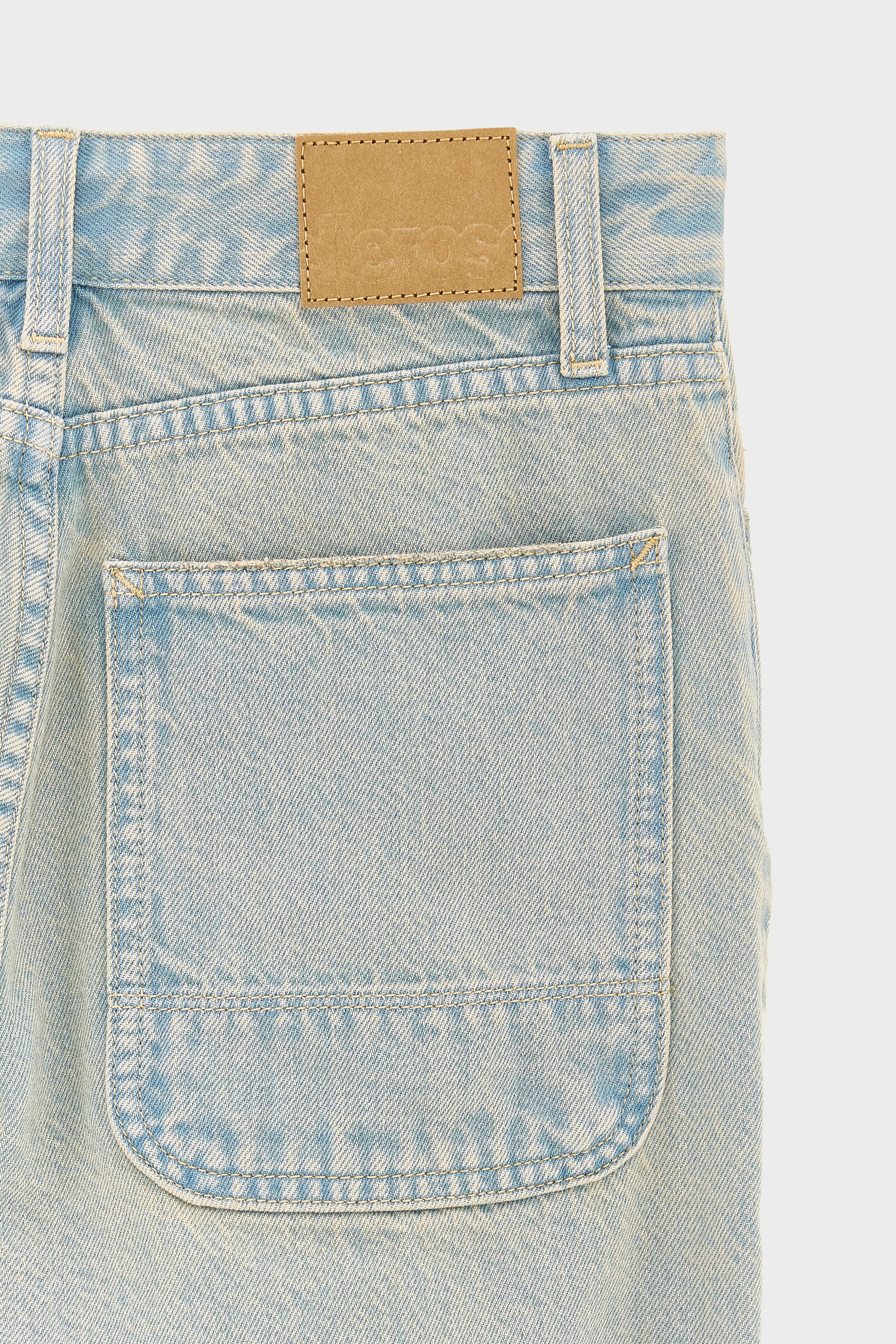 Phill relaxed jeans (261 / B / DUSTY BLEACH)