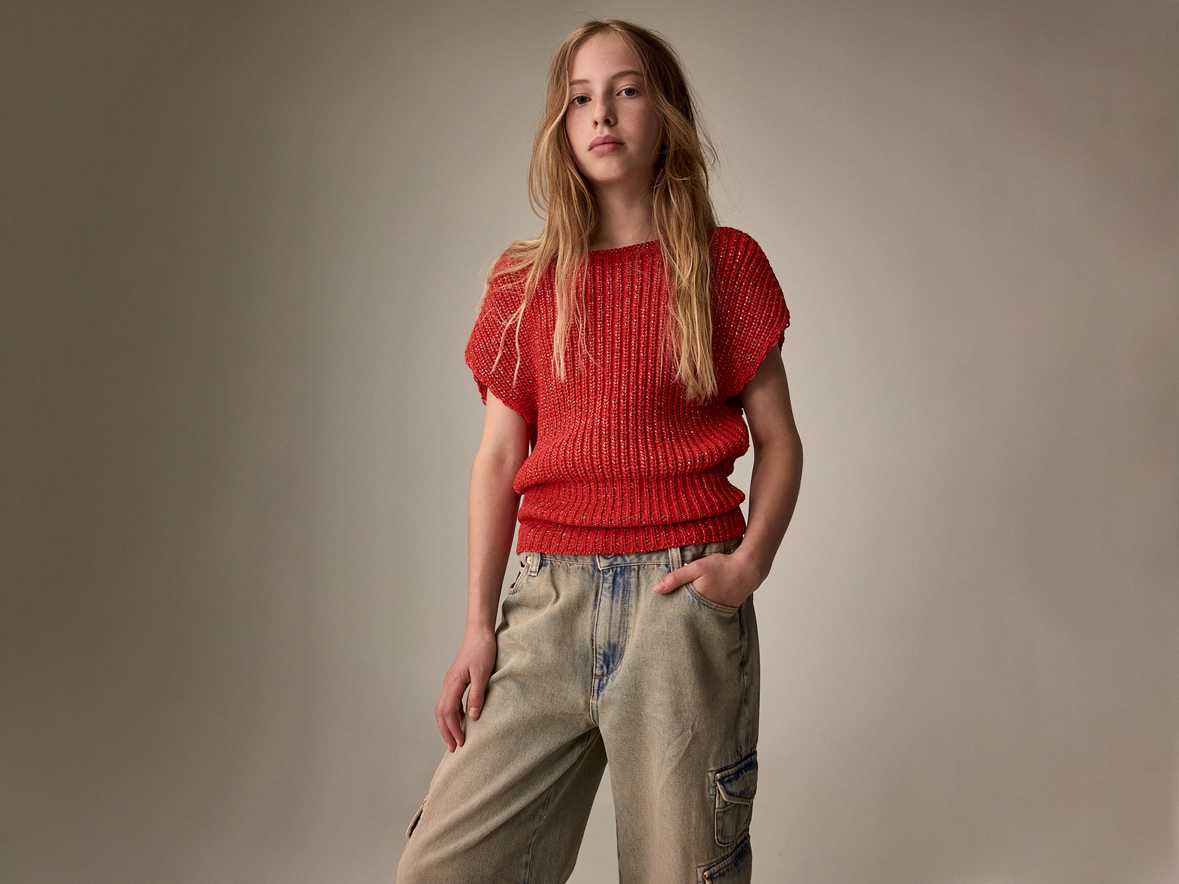 Alib sleeveless sweater (261 / G / MASSAI RED)