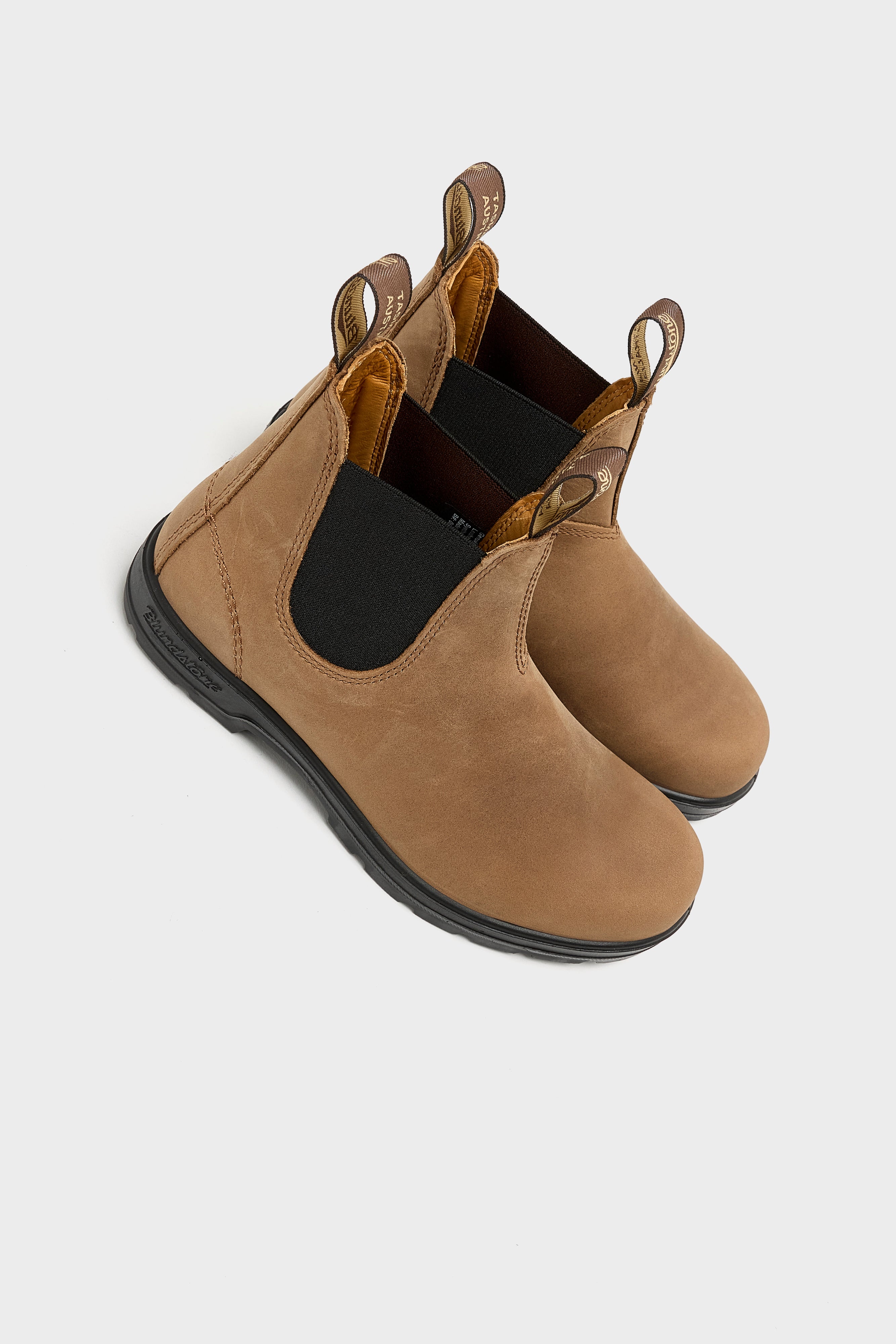 2542 Classic Chelsea Boots for Women (252 / W / TAUPE)