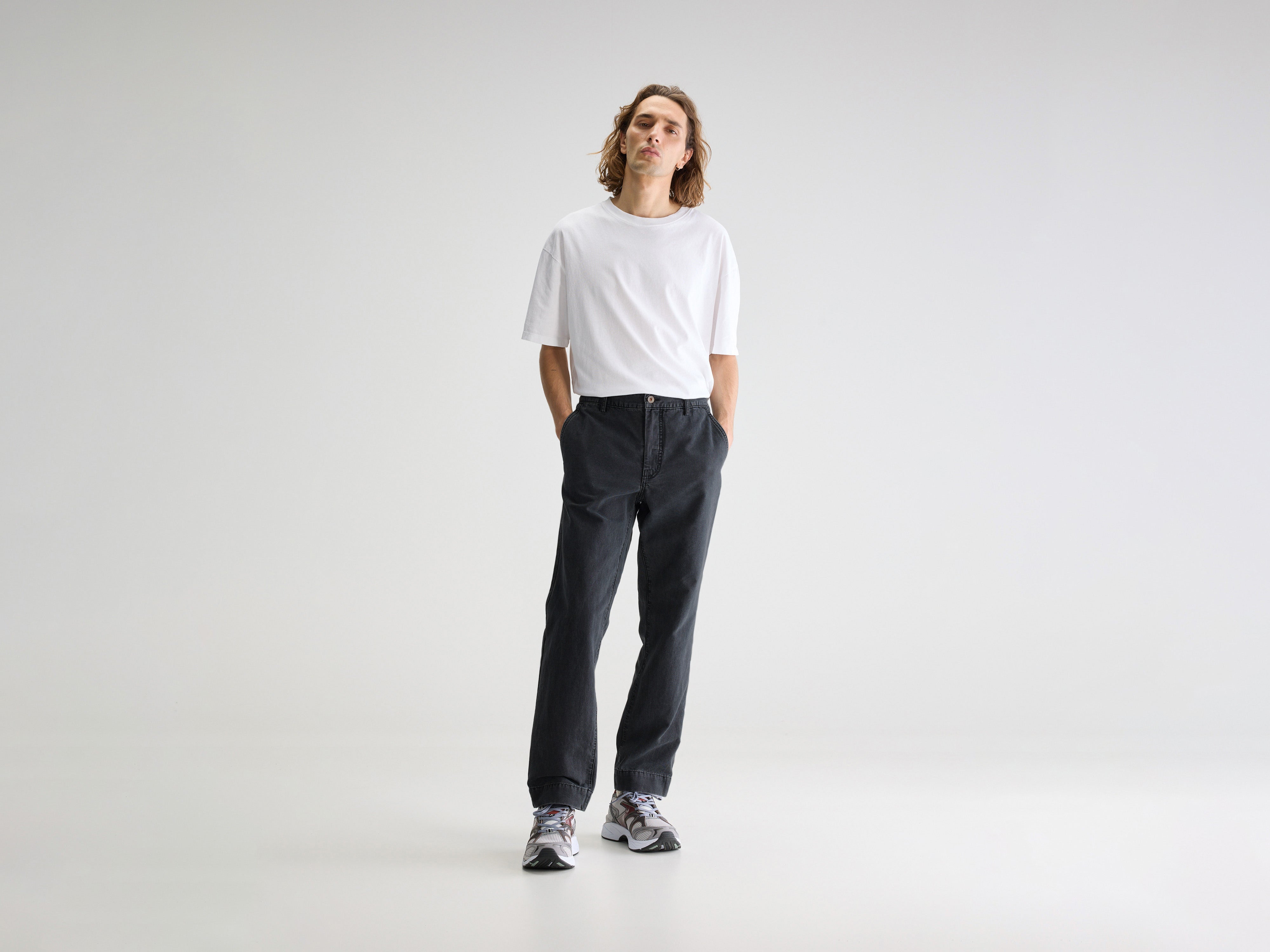 Pen straight trousers (251 / M / CHARCOAL)