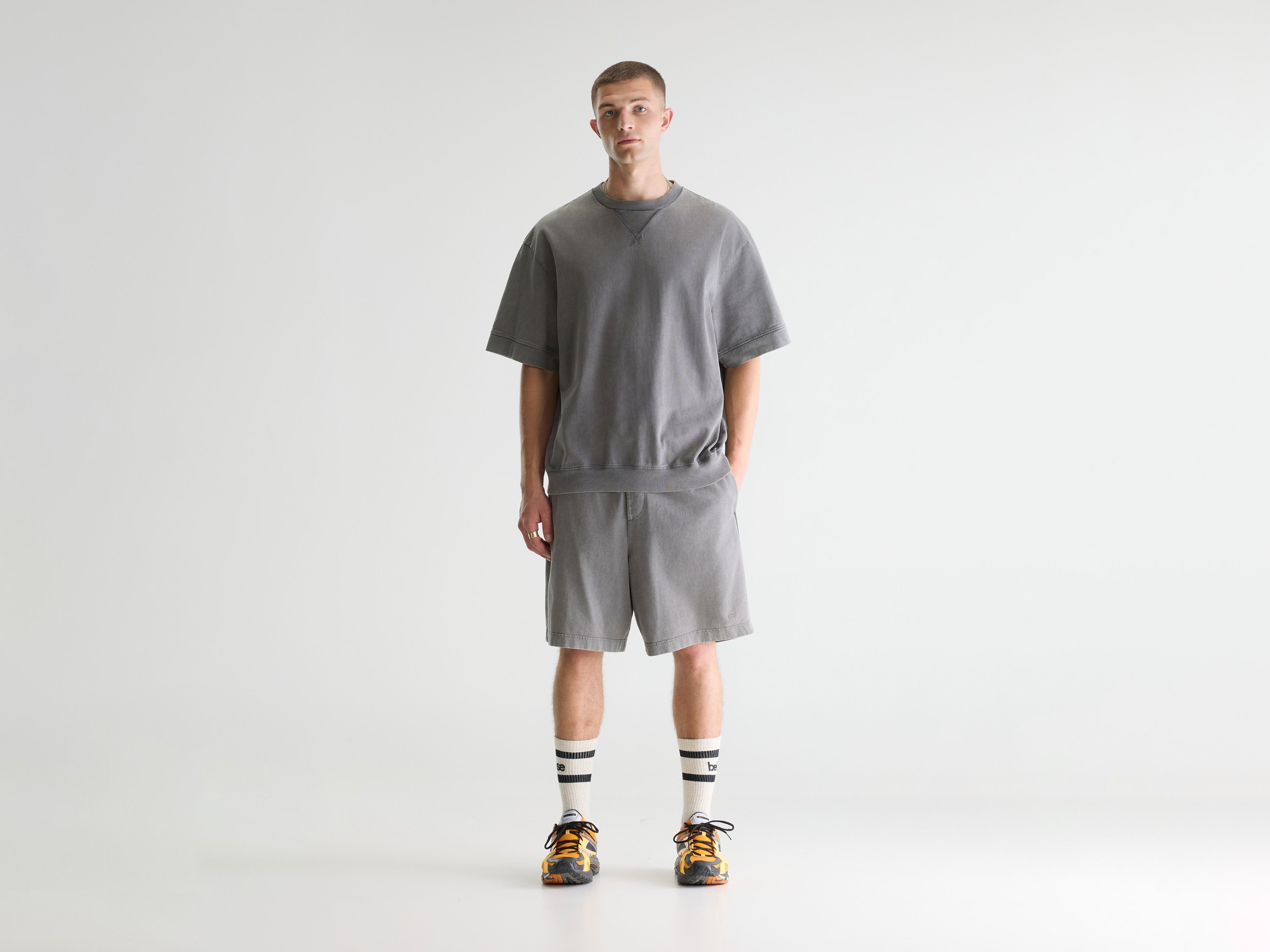 Flank wide shorts (261 / M / OXYD GREY)