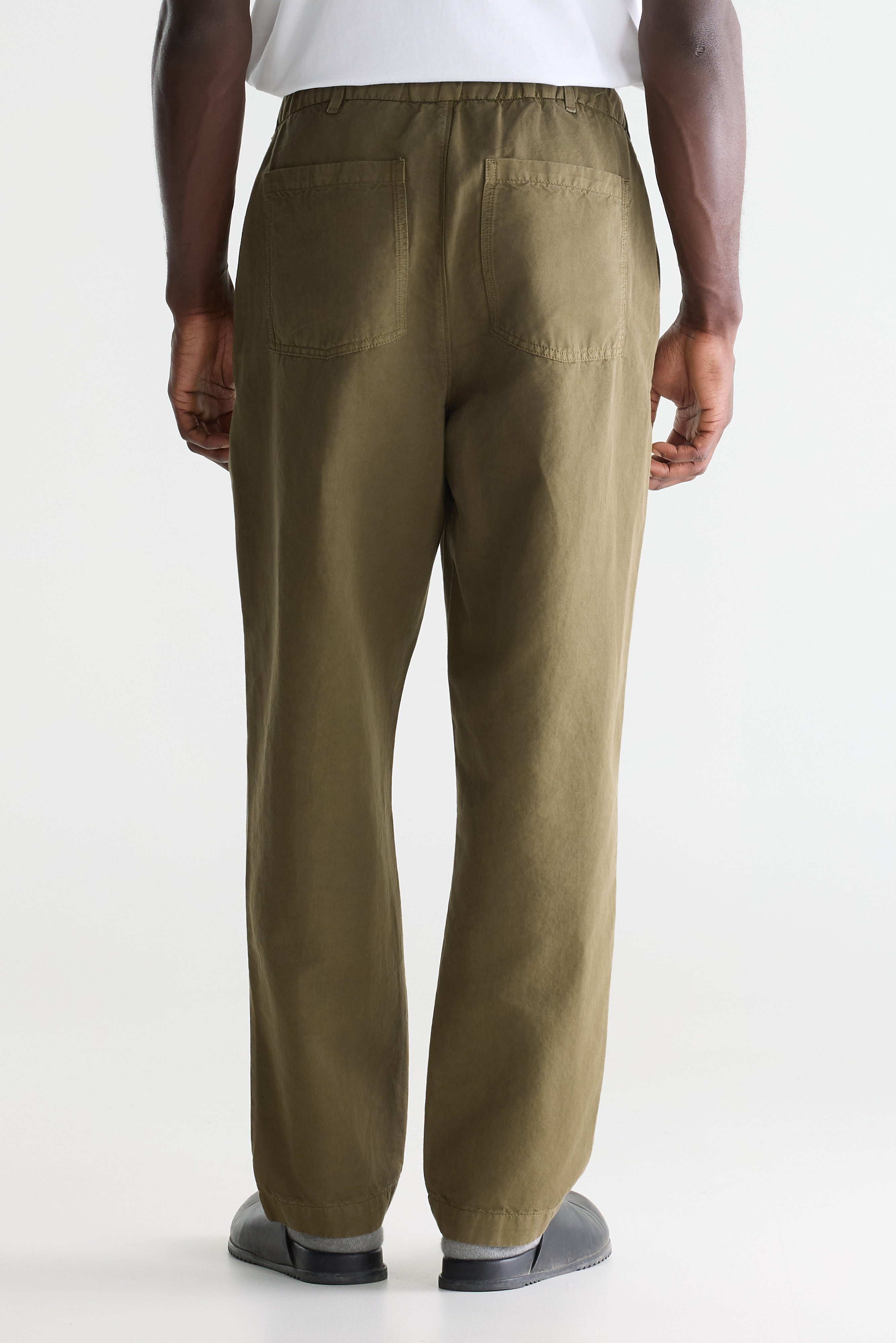 Paynt relaxed trousers (261 / M / MILITARY)