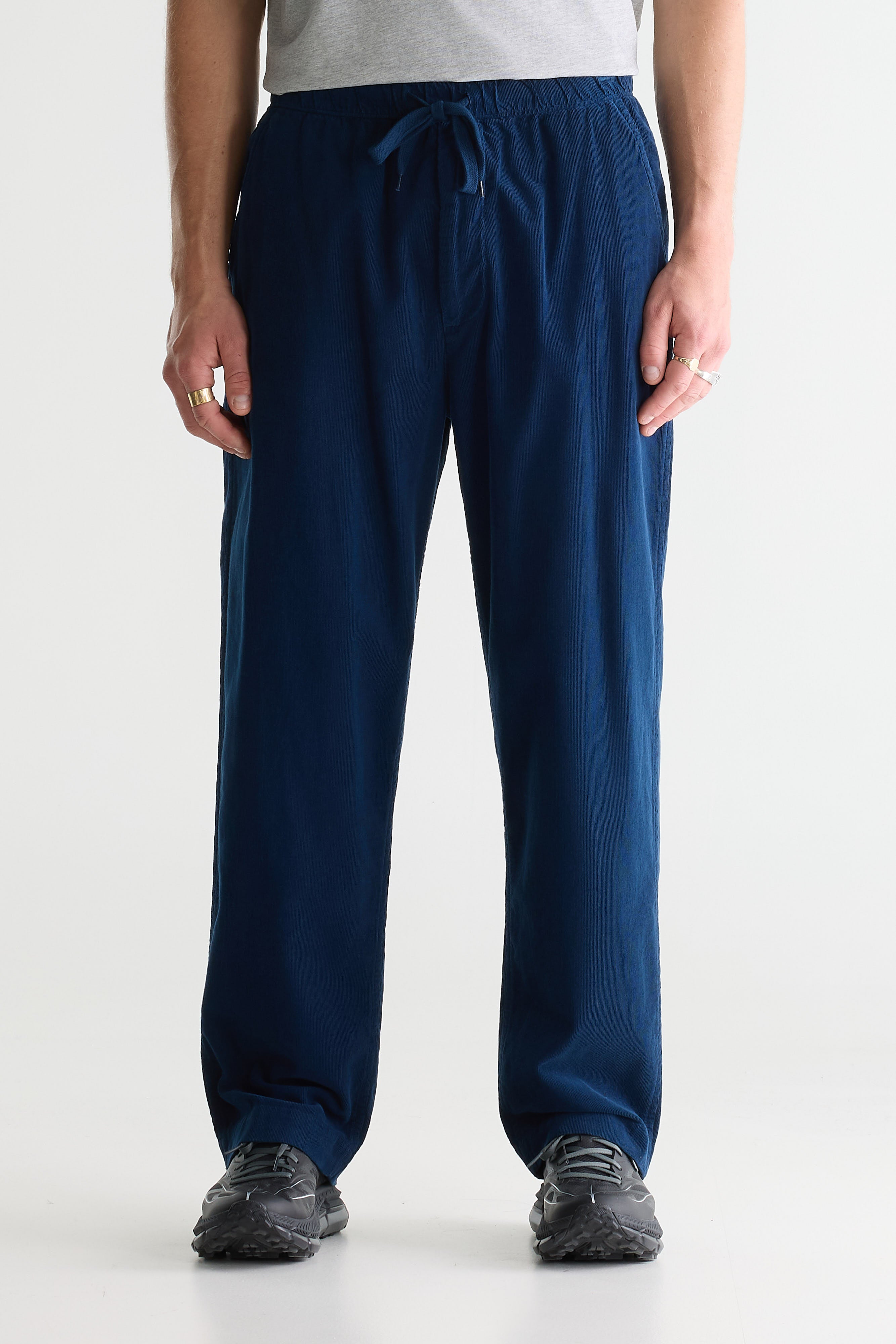 Pantalon en velours côtelé Julius (261 / M / WORKER)