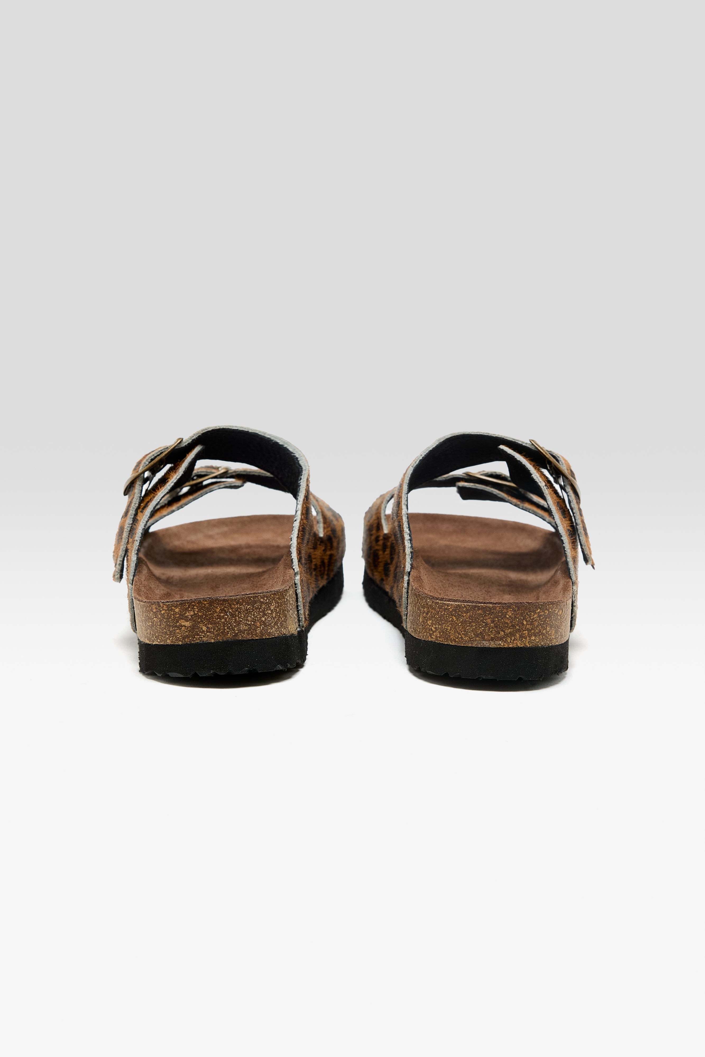 Leopard Ponyhair Sandals (261 / W / BROWN)
