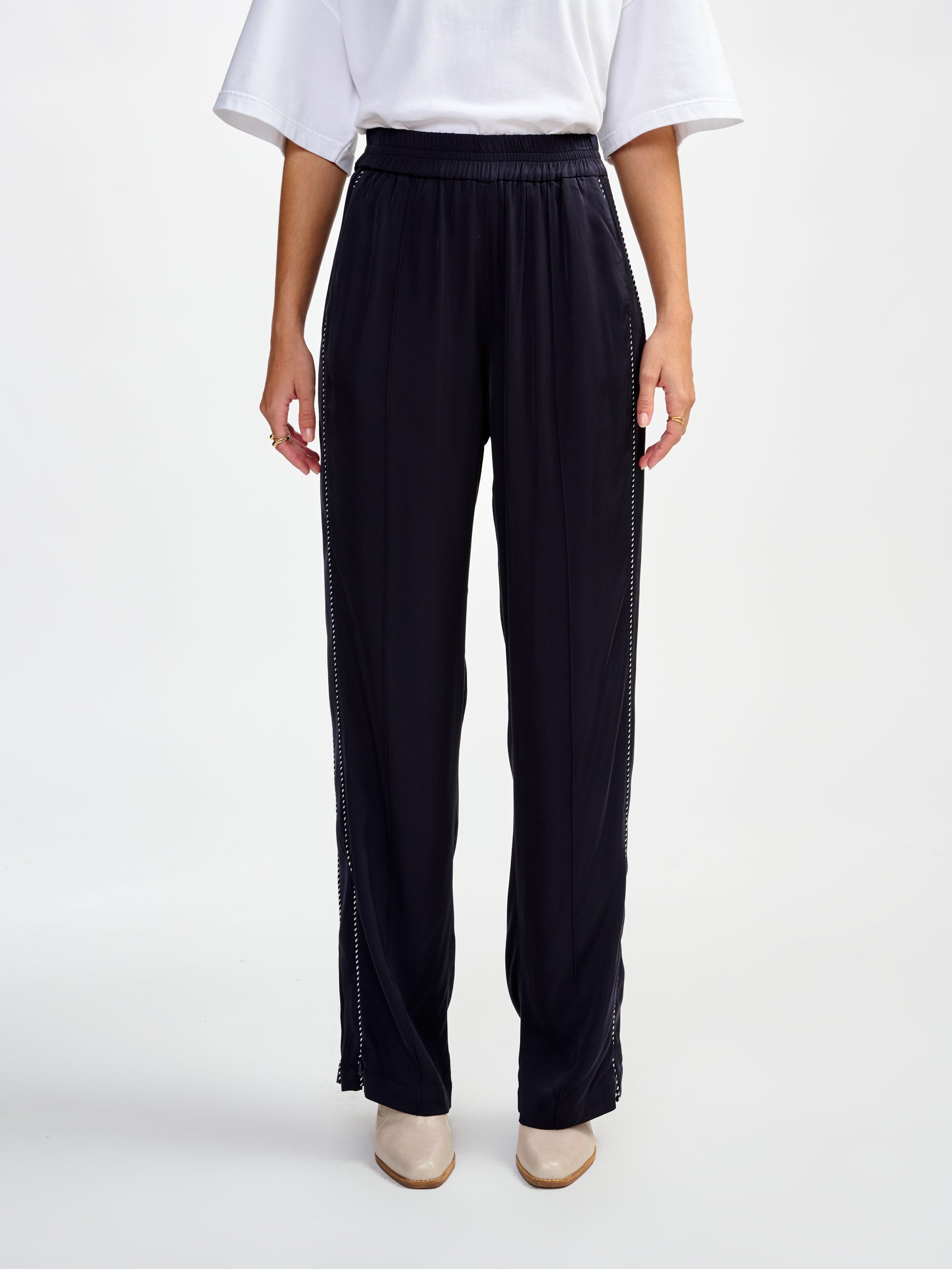 vibes trousers (241 / W / NAVY)