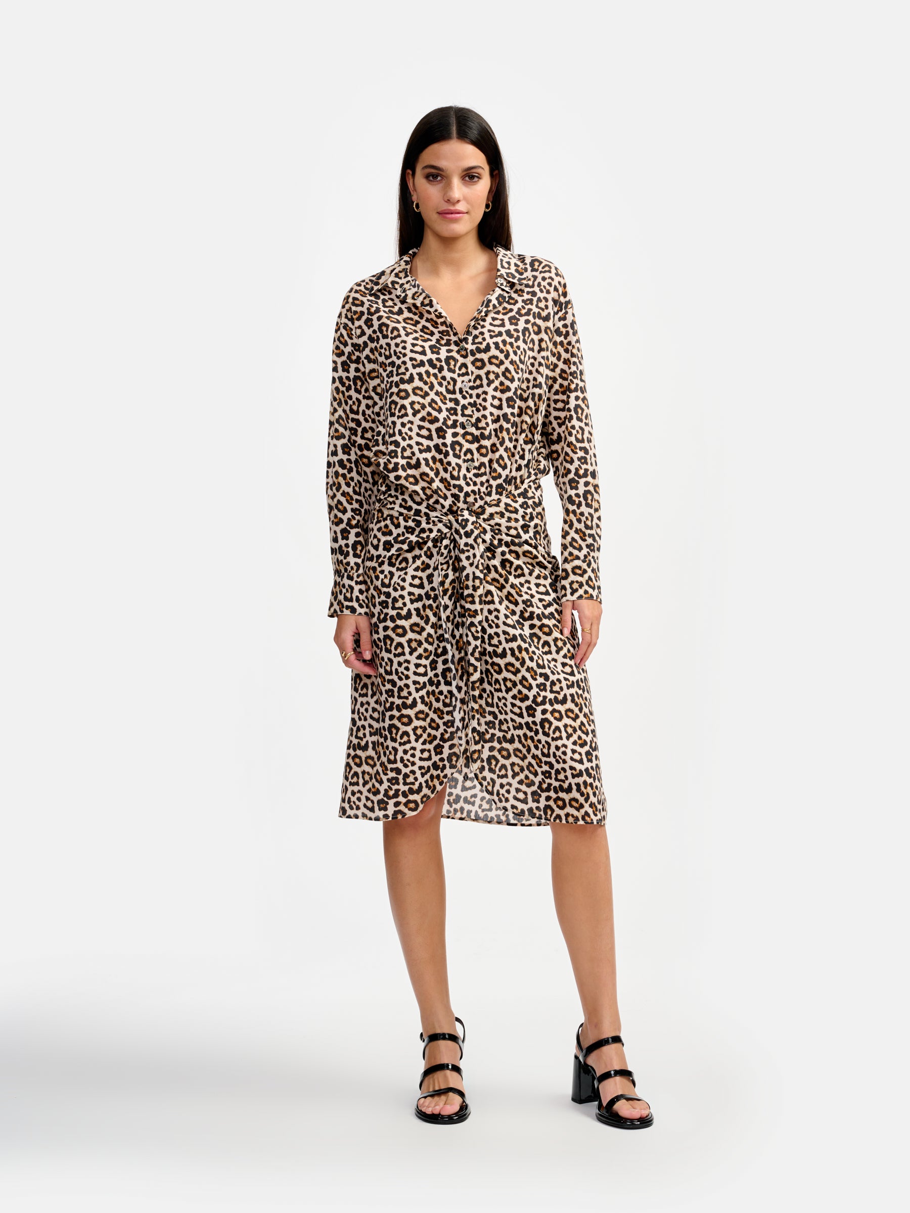 robe trixie (241 / W / COMBO A)