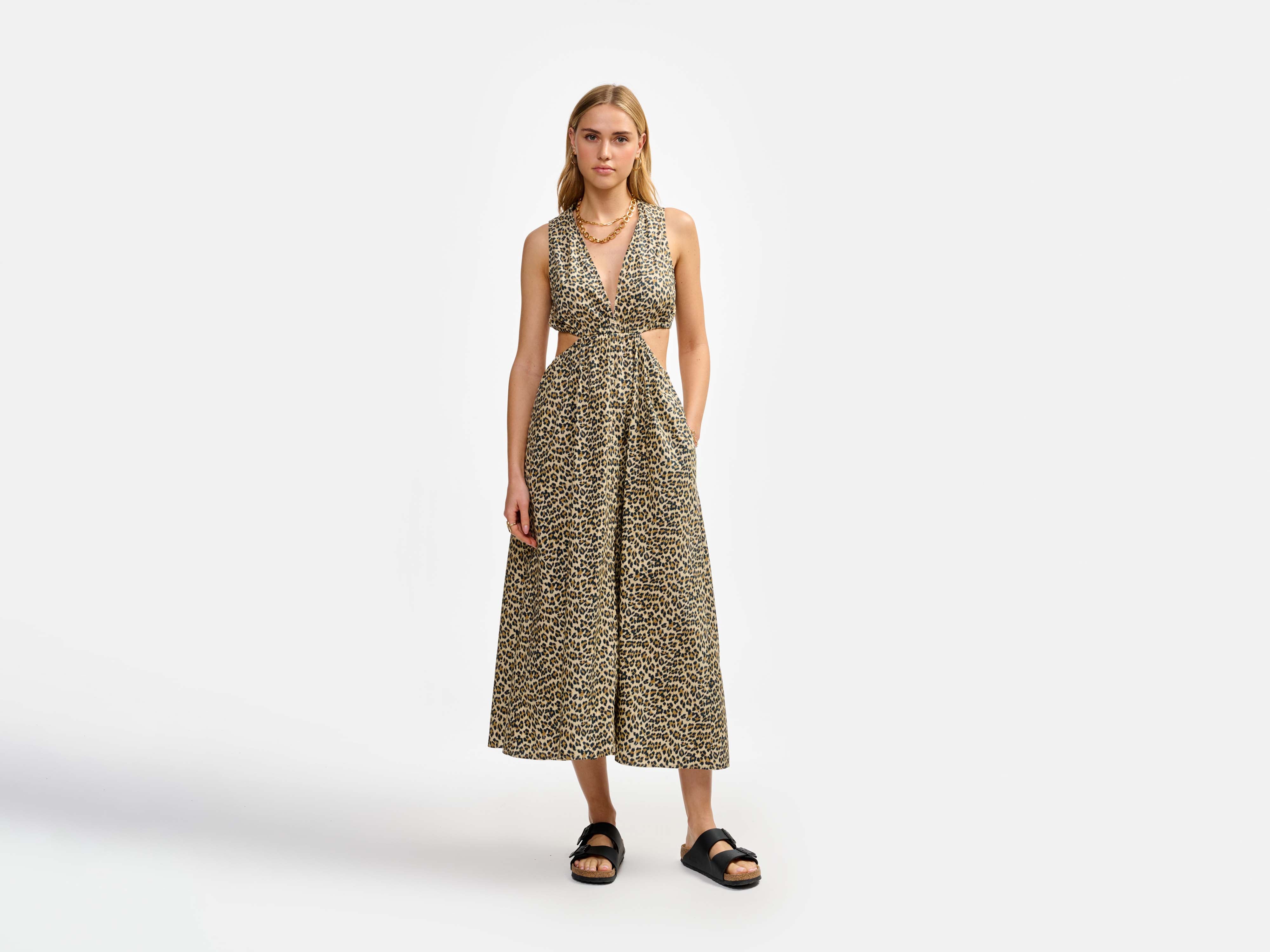 amsa dress (241 / W / DISPLAY B)
