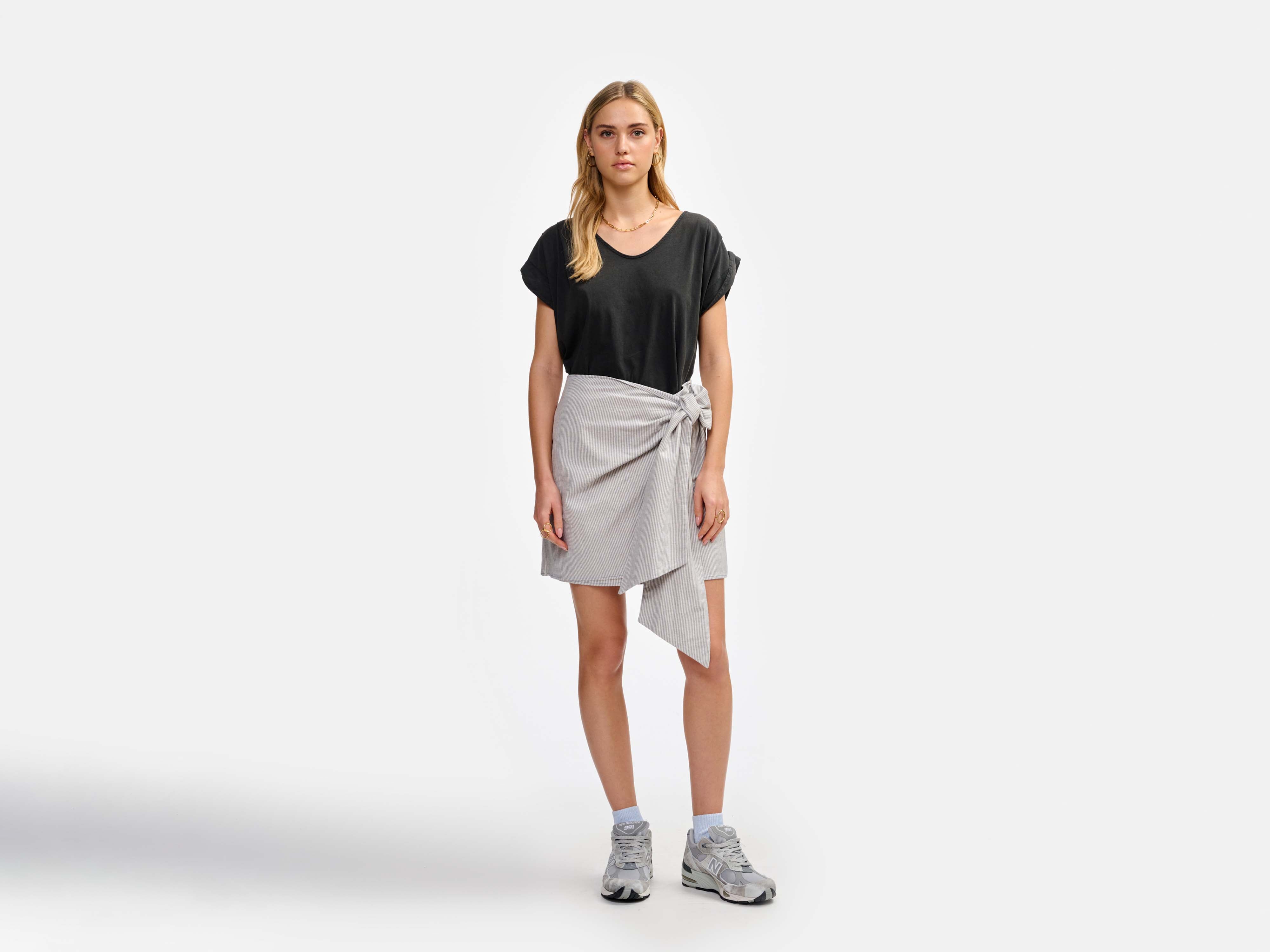 solveig skirt (241 / W / STRIPE A)