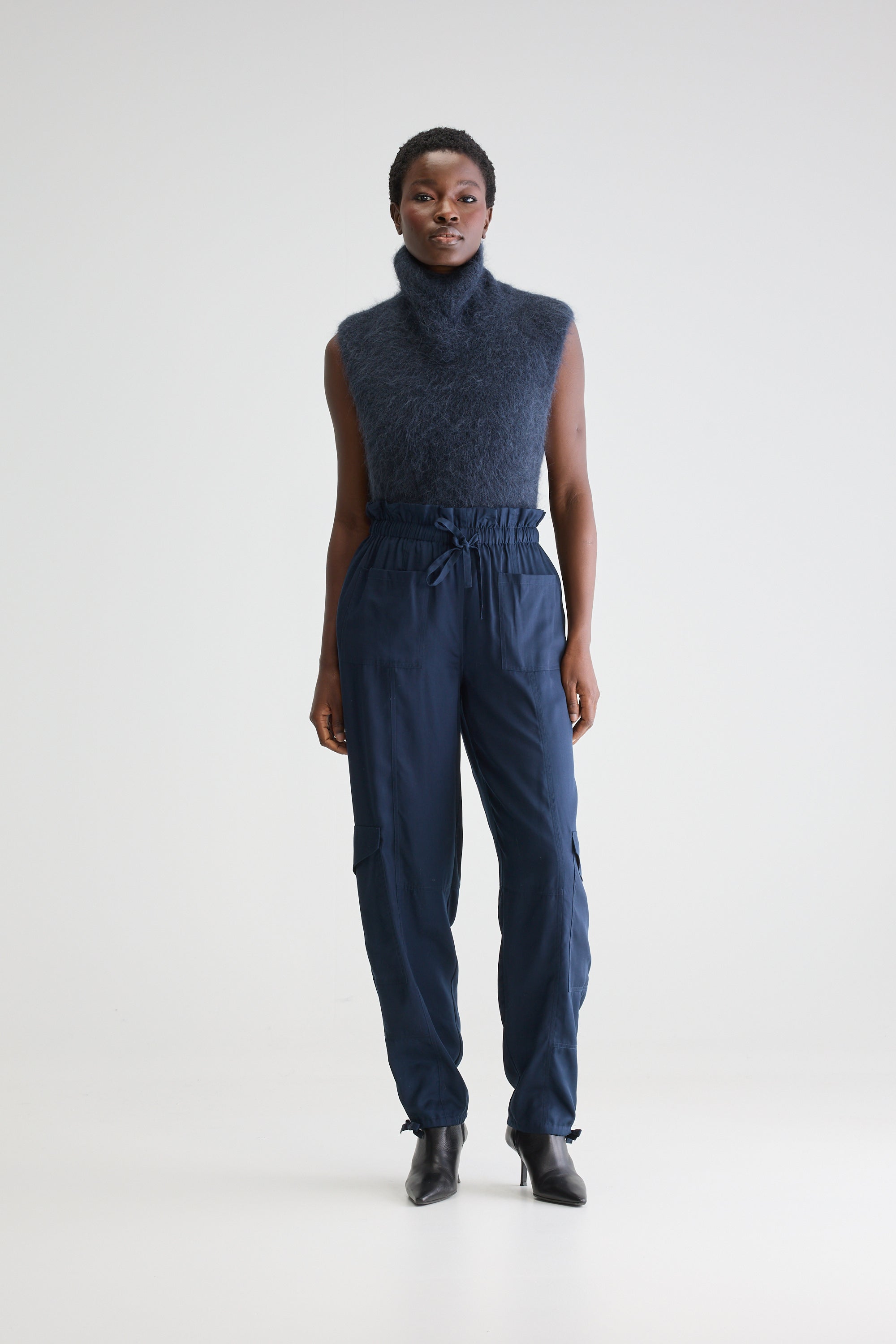 Kiss cargo trousers (251 / W / CAPTAIN)