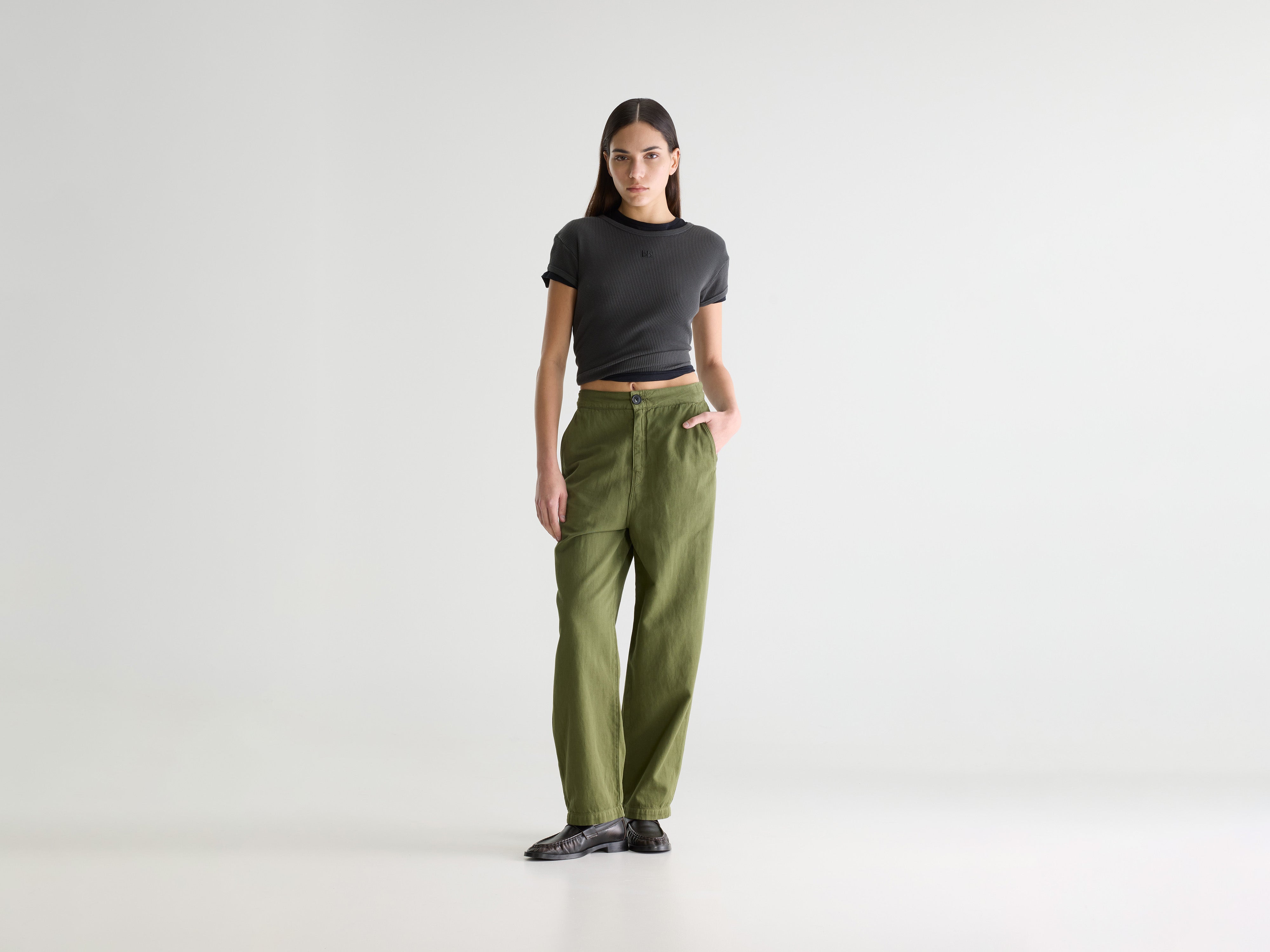 Pasop relaxed trousers (252 / W / ARMY)