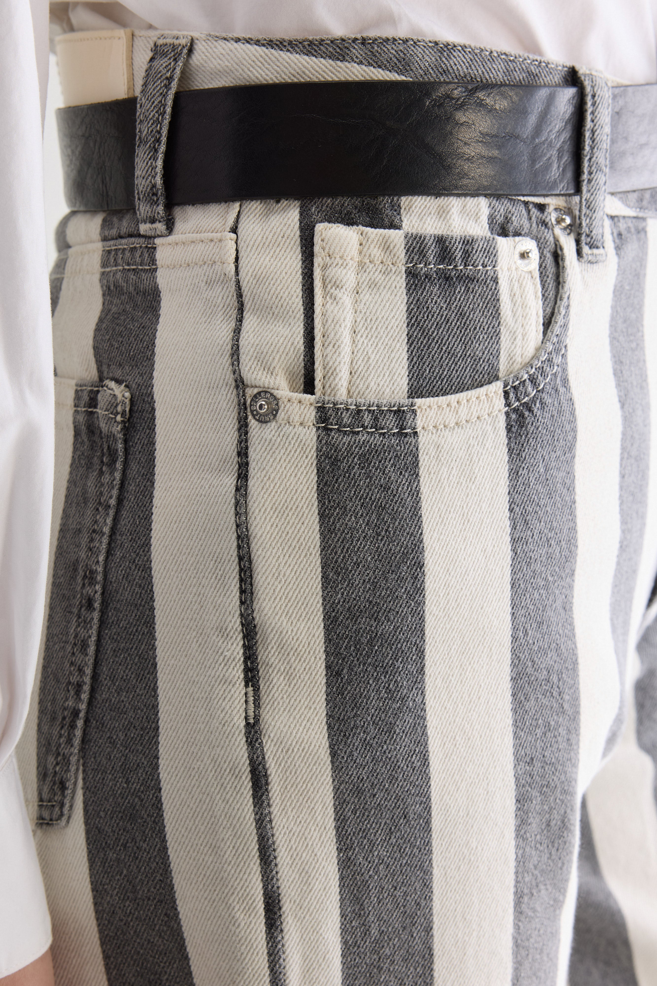 Denim N. 32 jean droit (251 / W / STRIPE A)