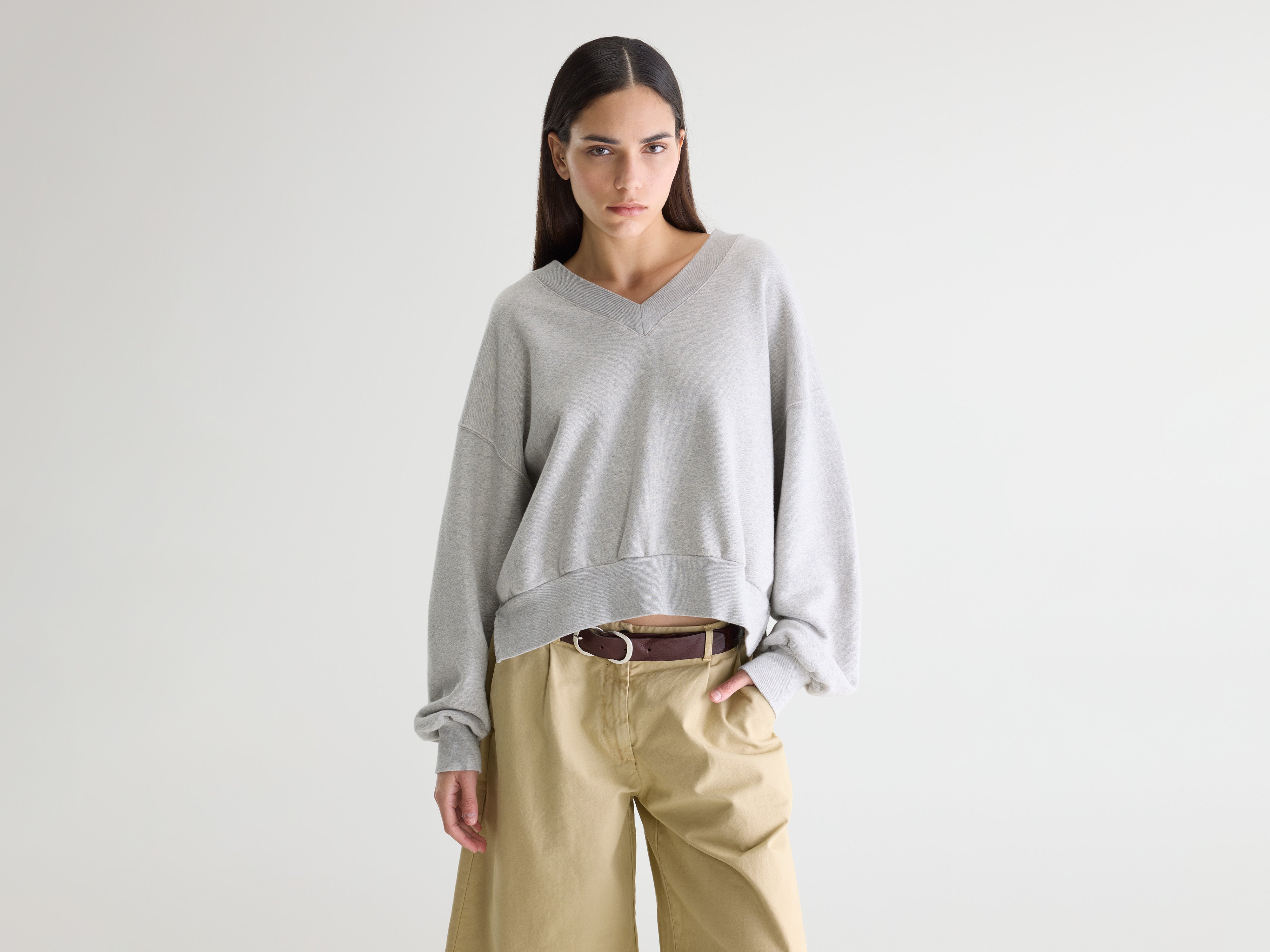 Varola v-neck sweatshirt (252 / W / H. GREY)