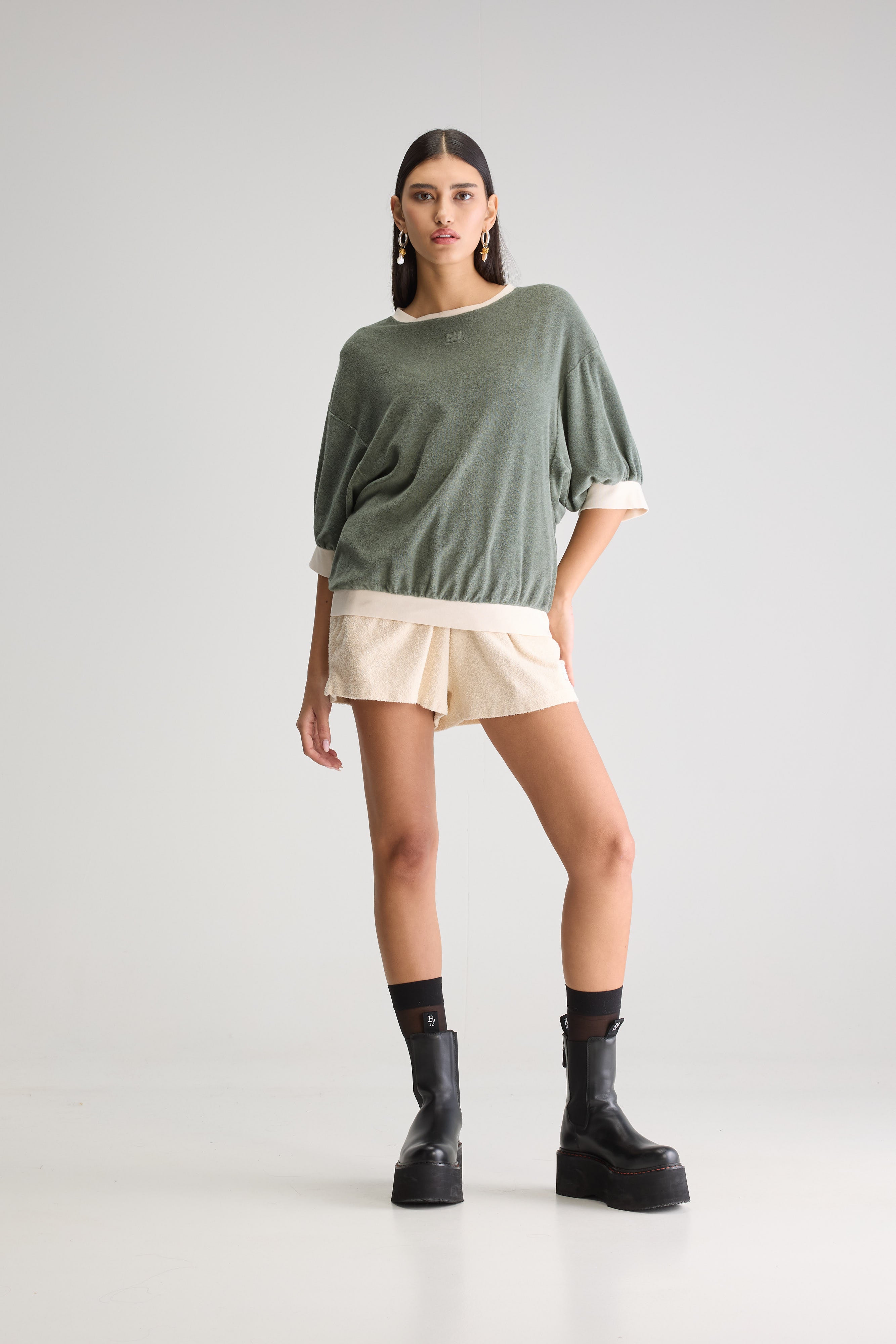 Sweatshirt décontracté Frisby (251 / W / DUSTY OLIVE)