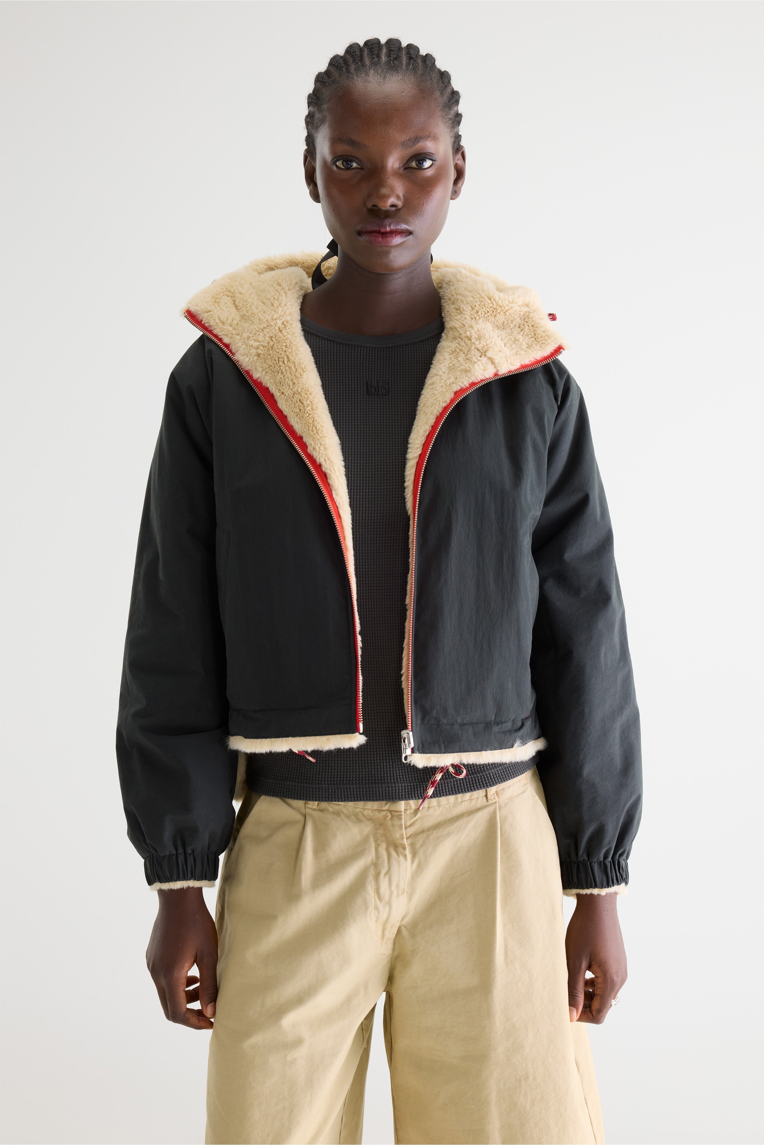 Loud hooded jacket (242 / W / PIRATE)