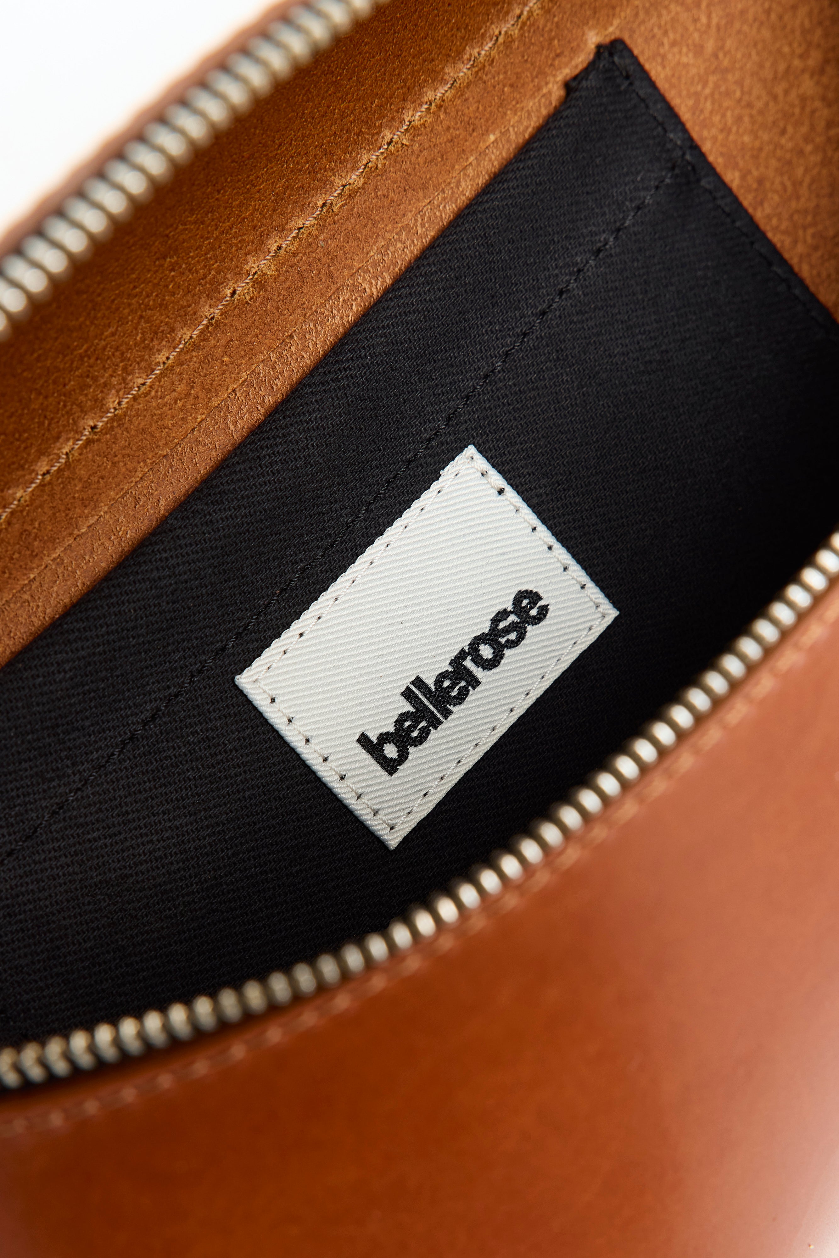 Rosie tas (252 / W / COGNAC)