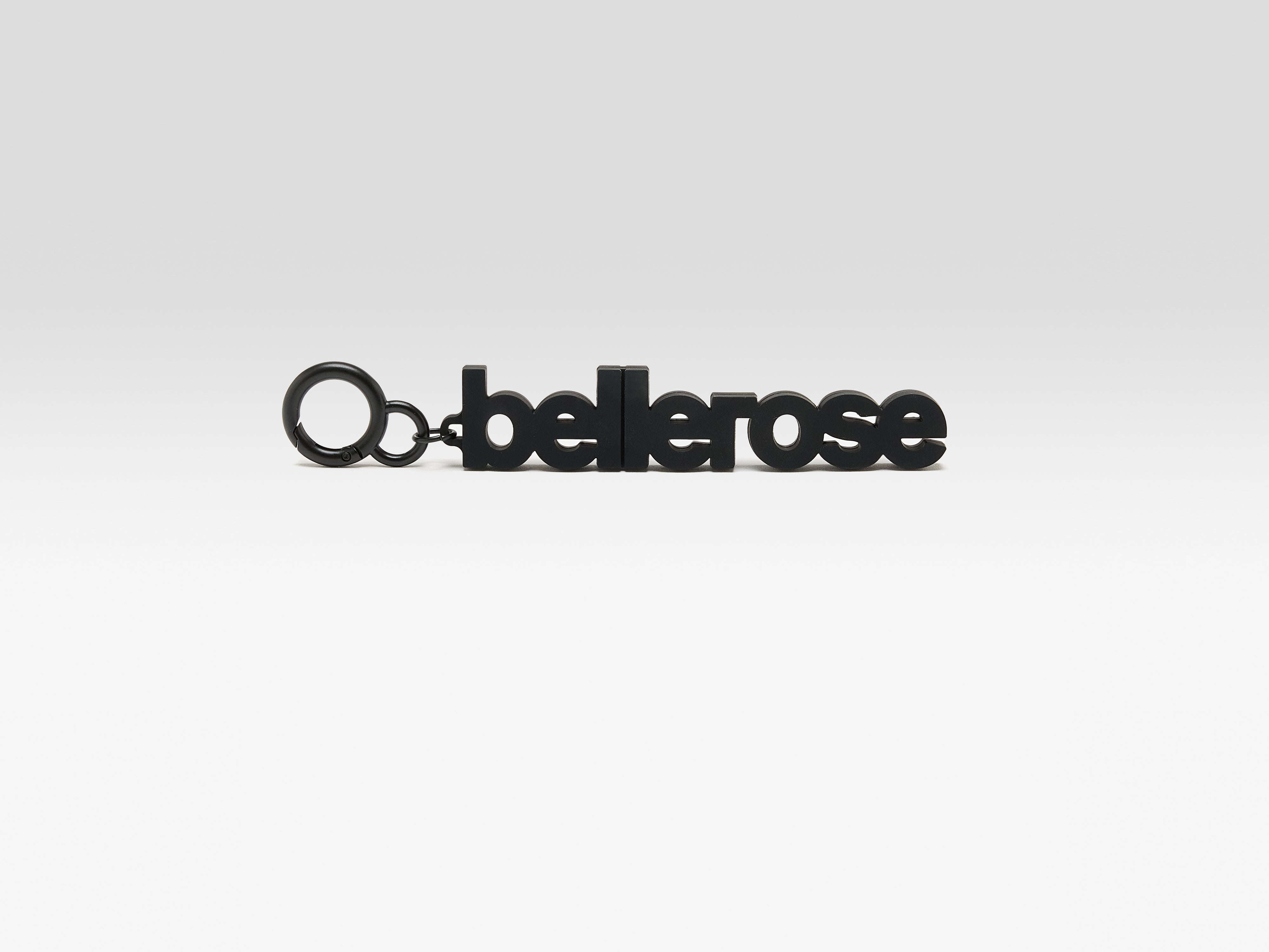 Object N.09 (251 / W / BLACK BEAUTY)