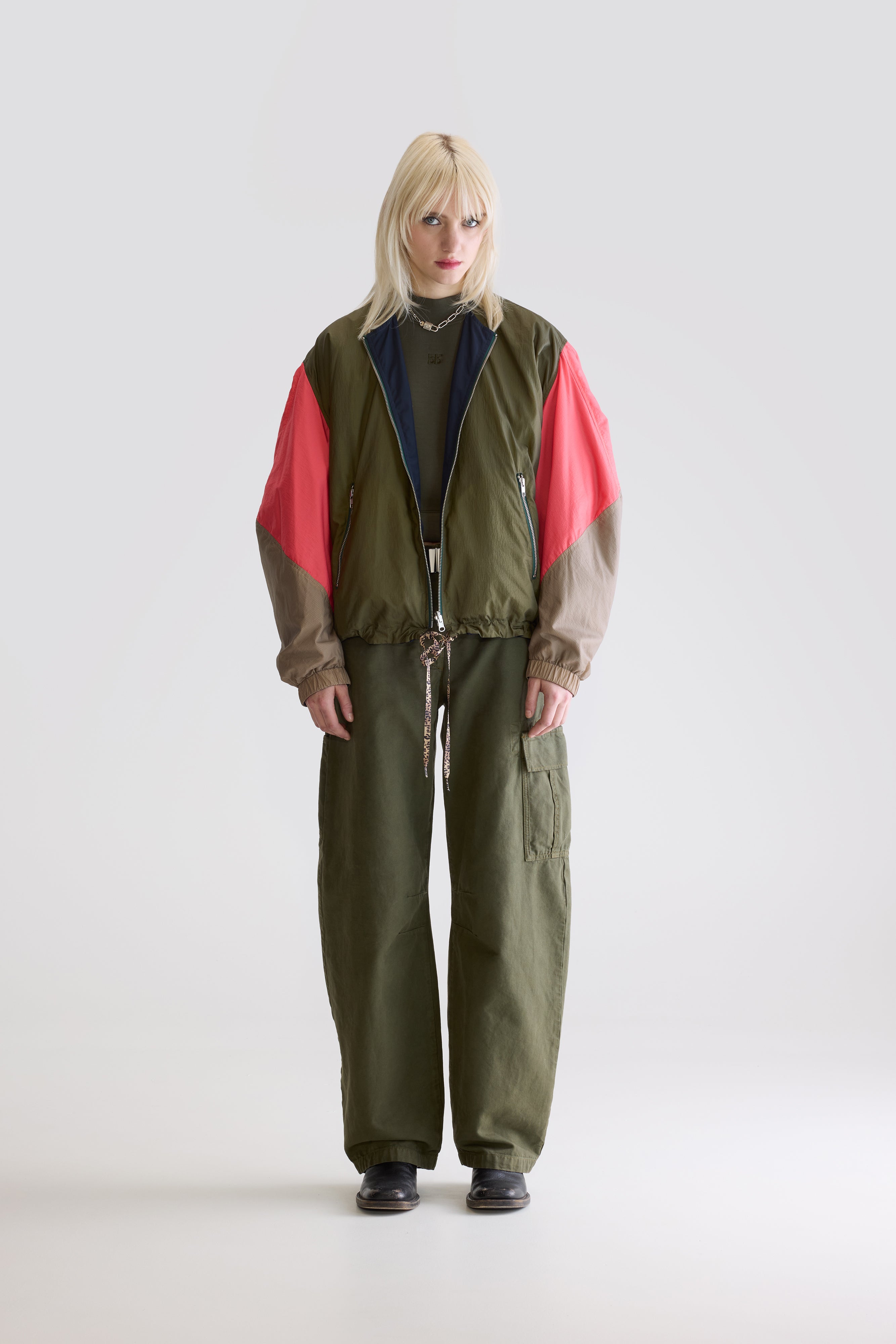 Helsink jacket (252 / W / ARMY)