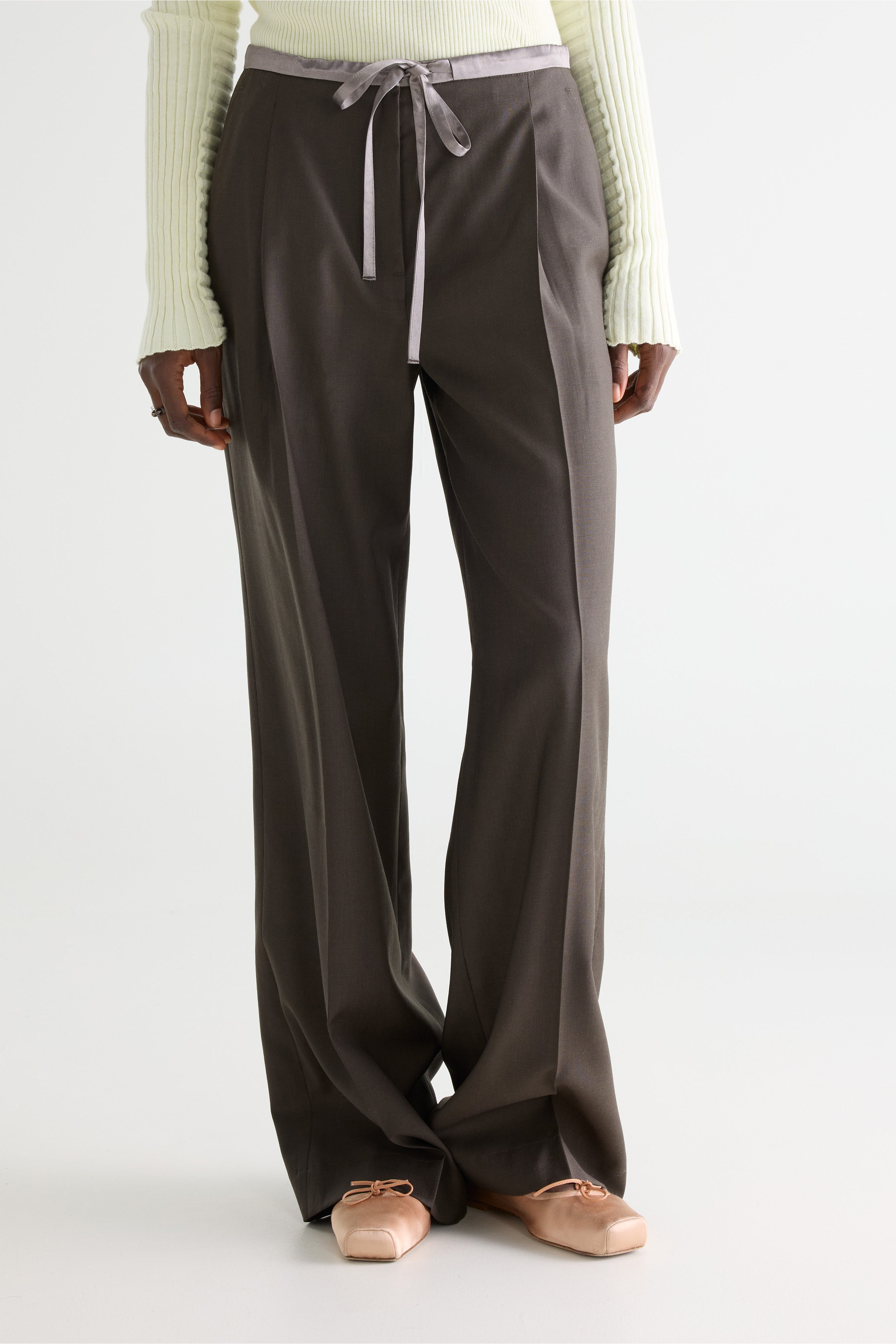 Vestal regular trousers (261 / W / DARK ROAST)