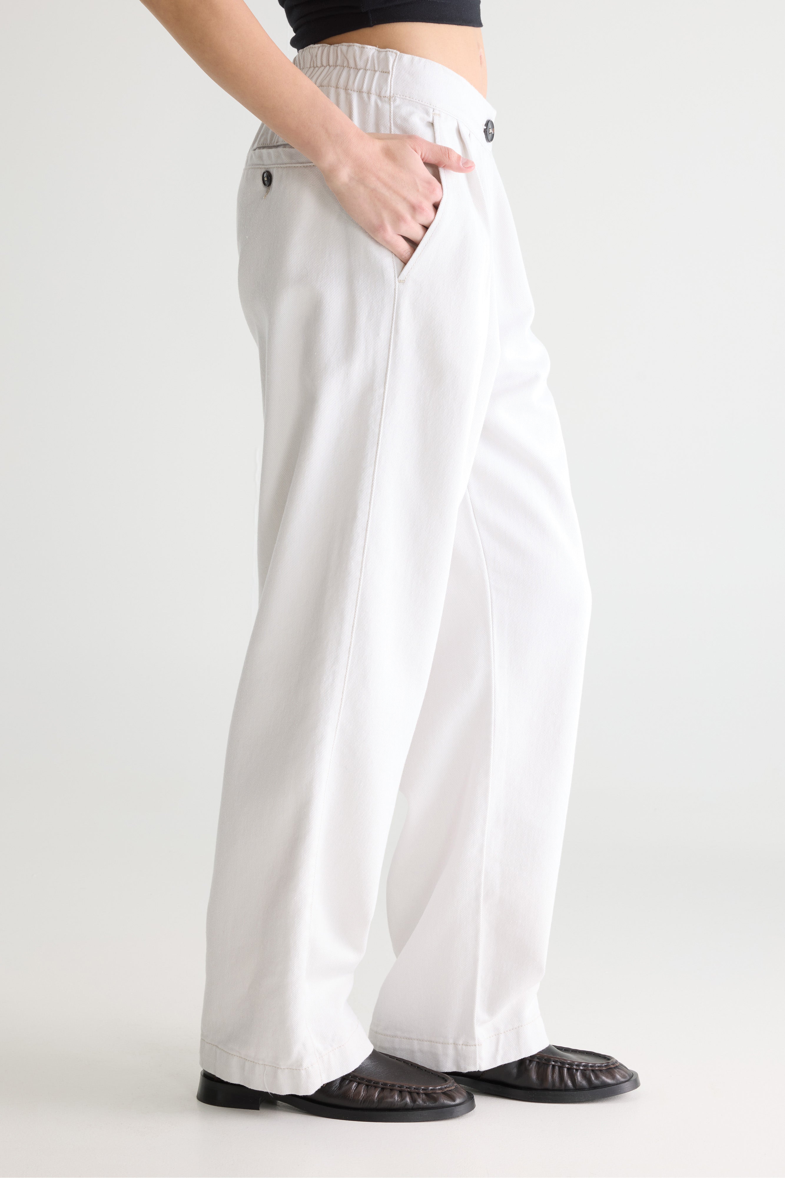 Pillow regular trousers (261 / W / LOTUS)