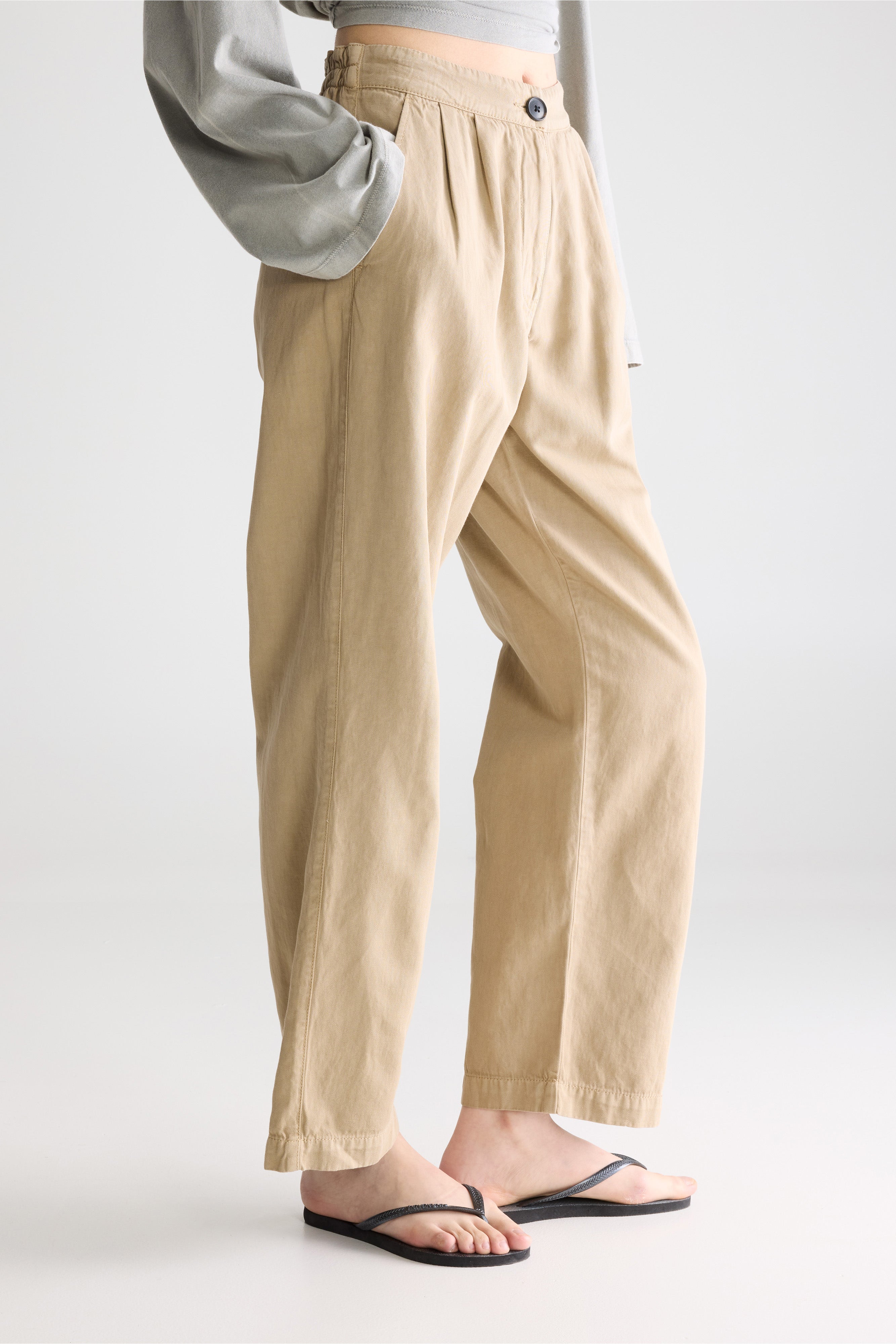 Pillow regular trousers (261 / W / CLAY)
