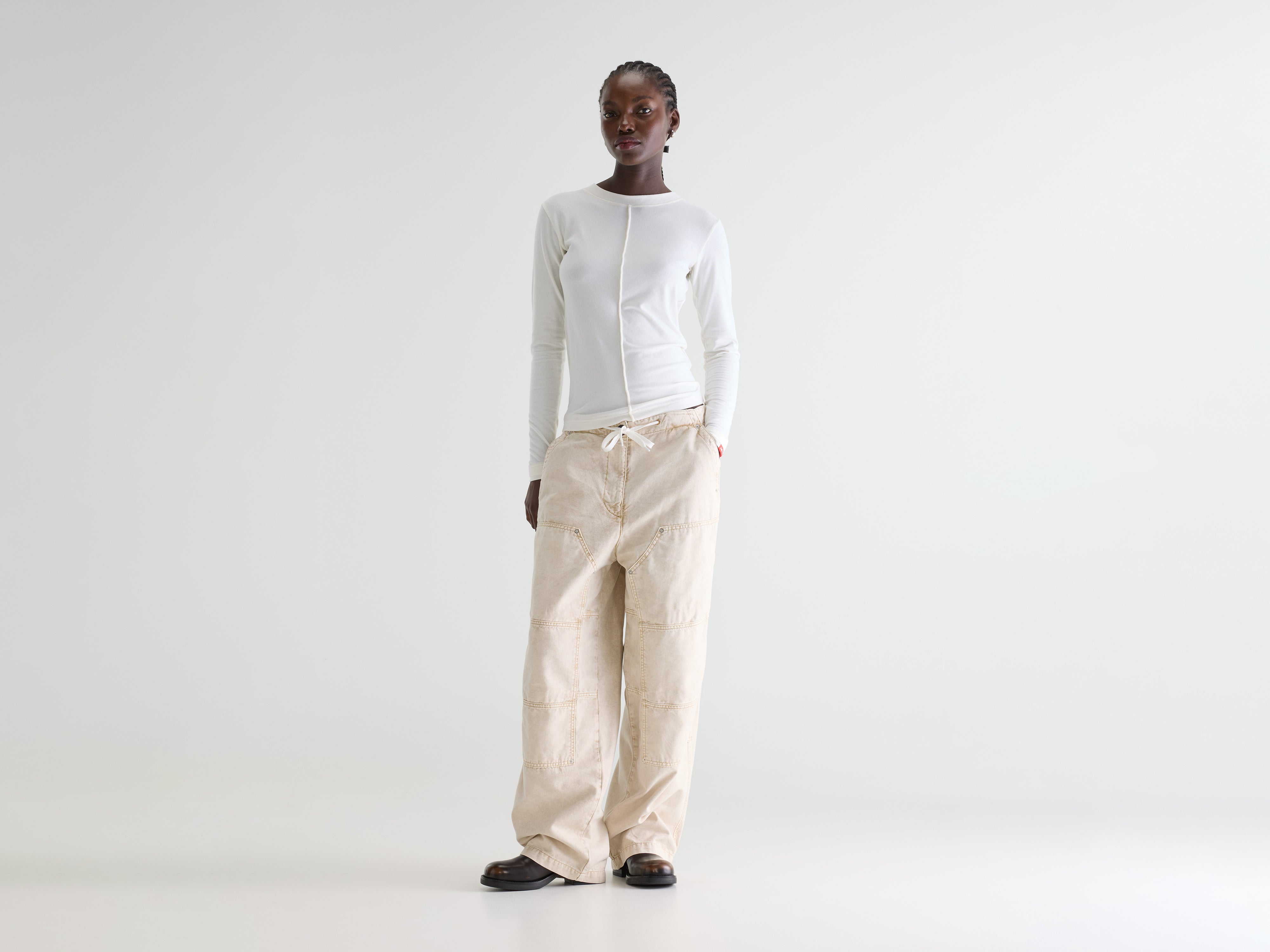 Phantom wide trousers (261 / W / BEIGE)