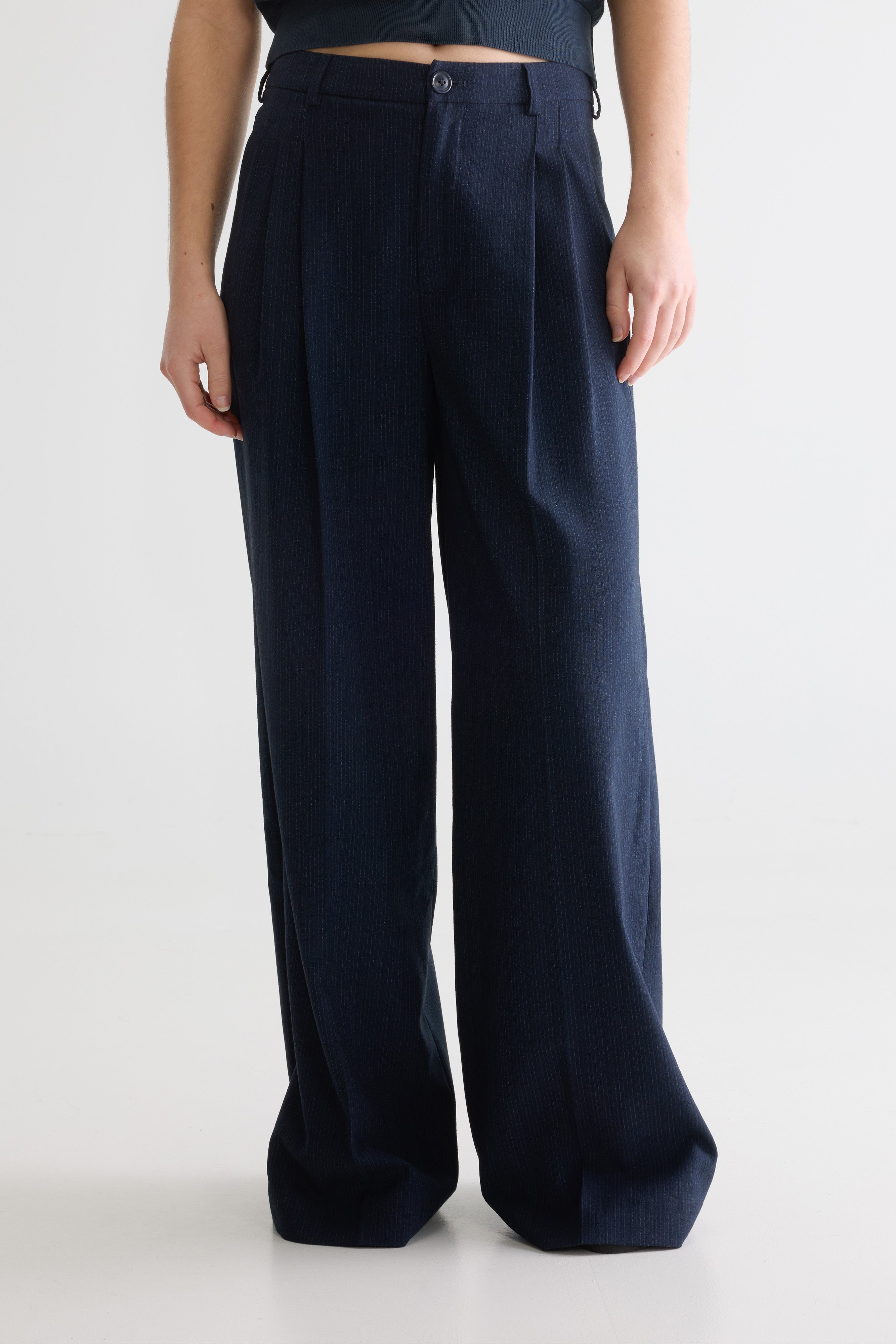 Volkert wide tailored trousers (261 / W / STRIPE A)