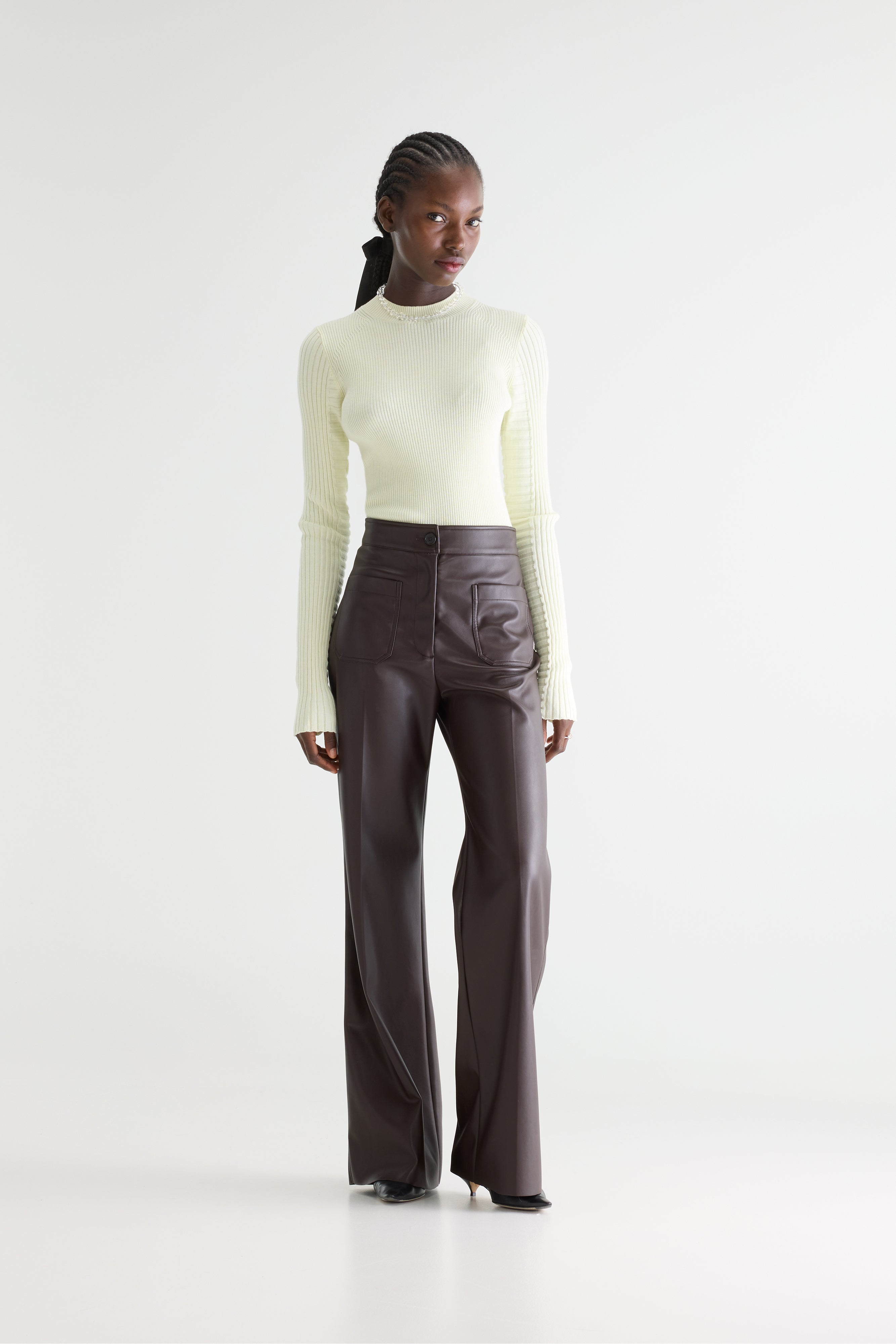 Vinj Slim Fit Broek In Imitatieleer - Dark roast Voor Dames | Bellerose