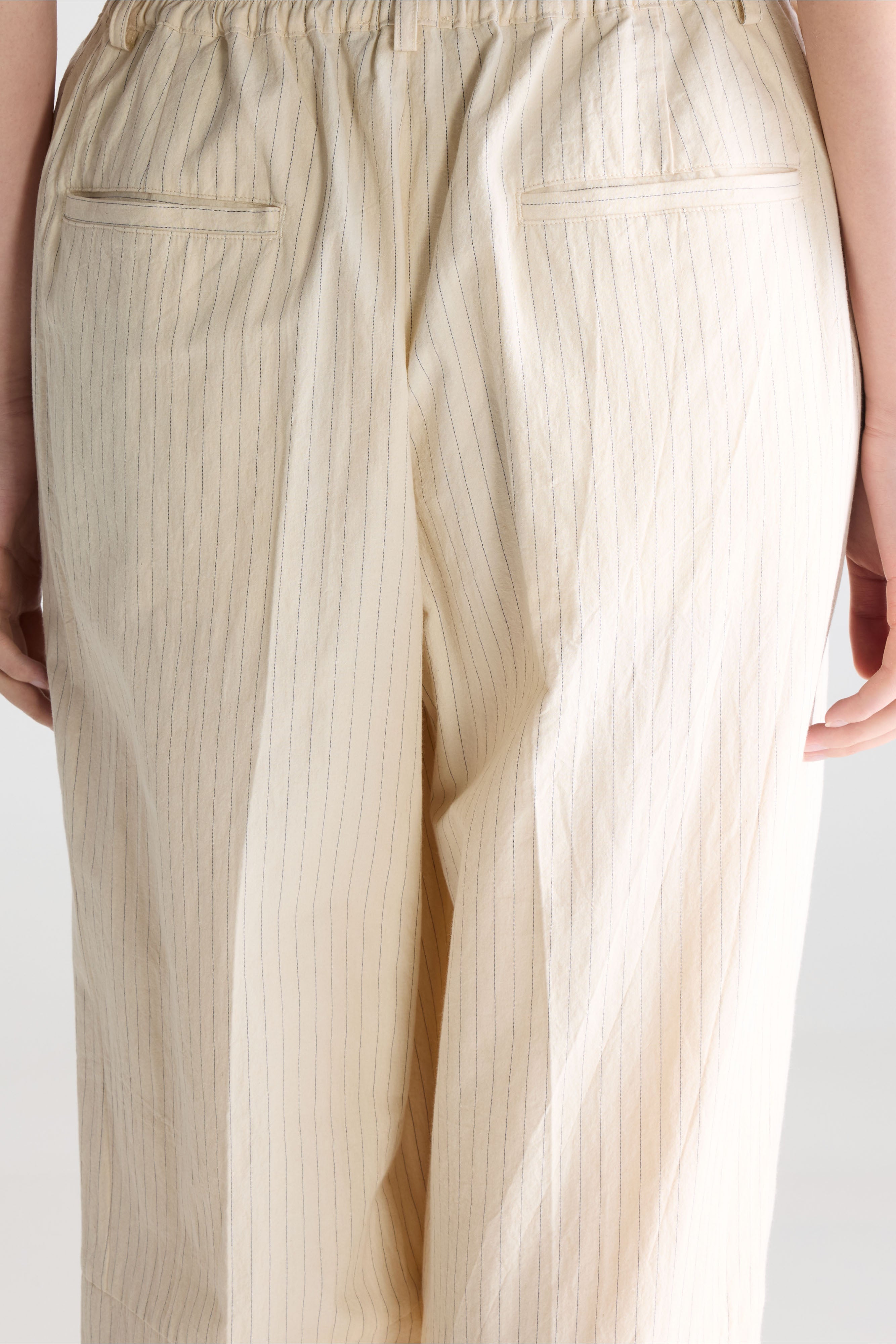 Jilo tapered trousers (261 / W / STRIPE A)